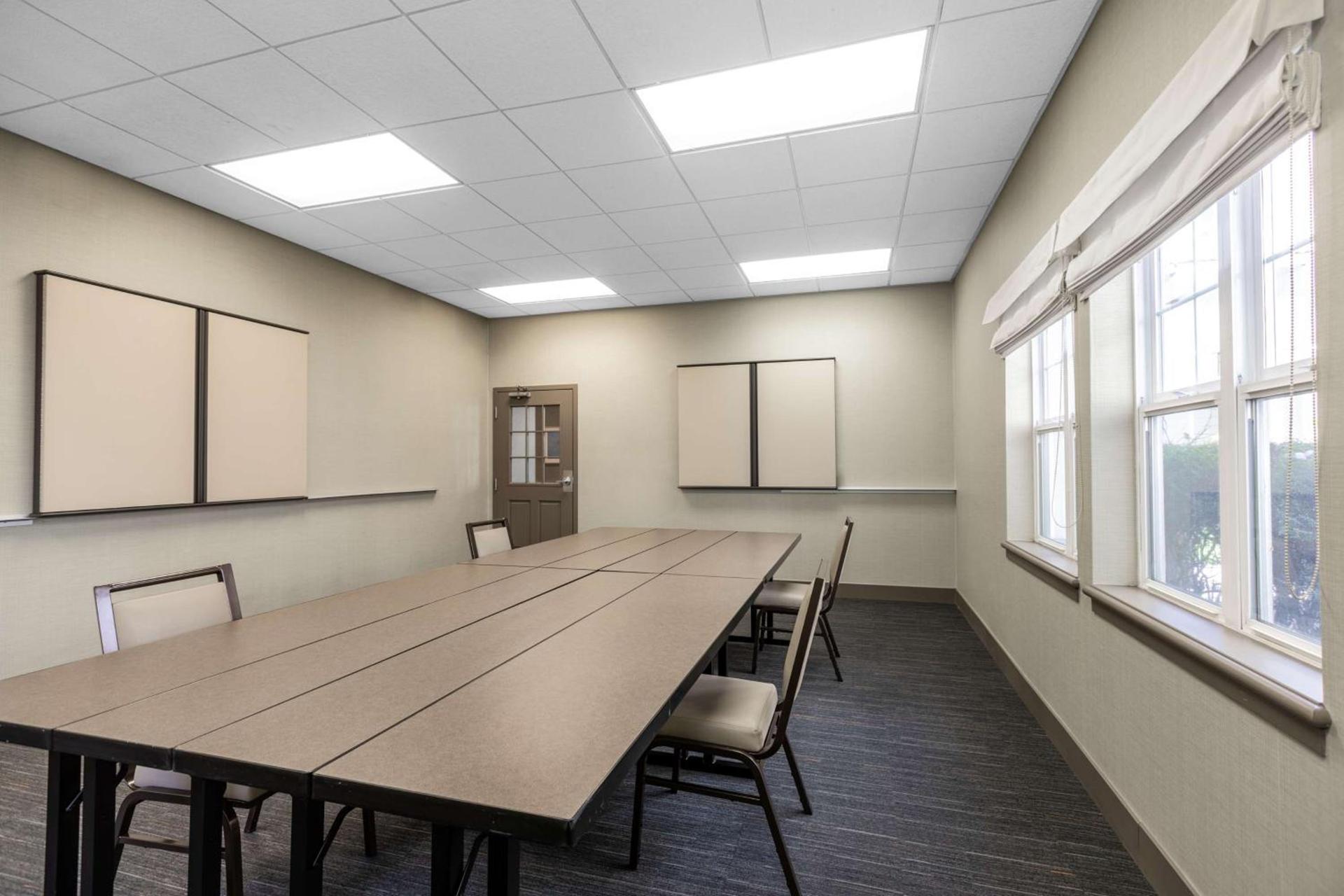 Homewood Suites by Hilton Newark Fremont photo 35