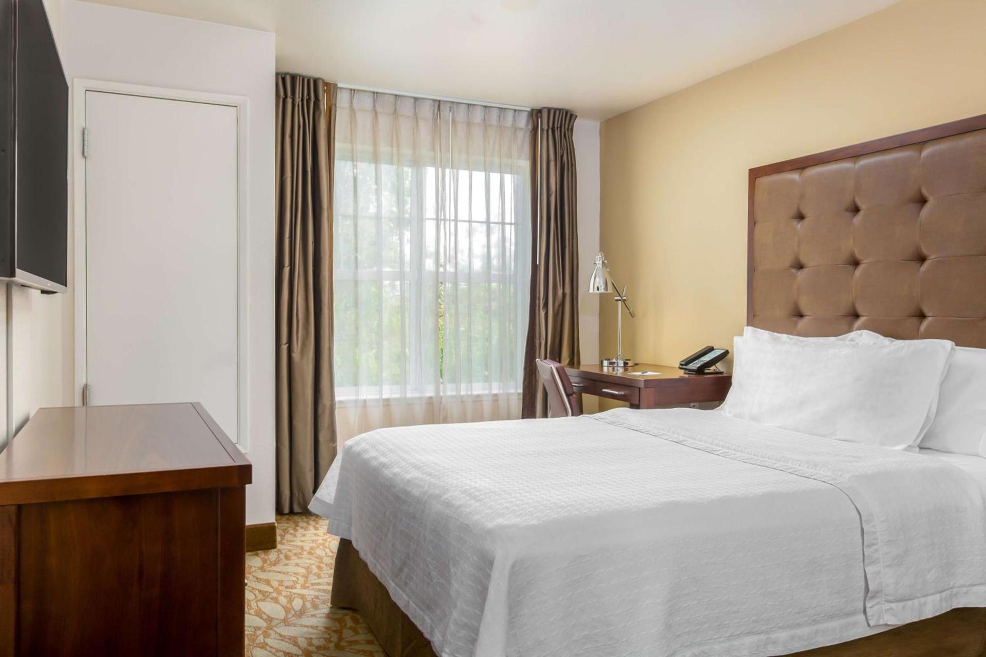 Homewood Suites by Hilton Newark Fremont photo 44