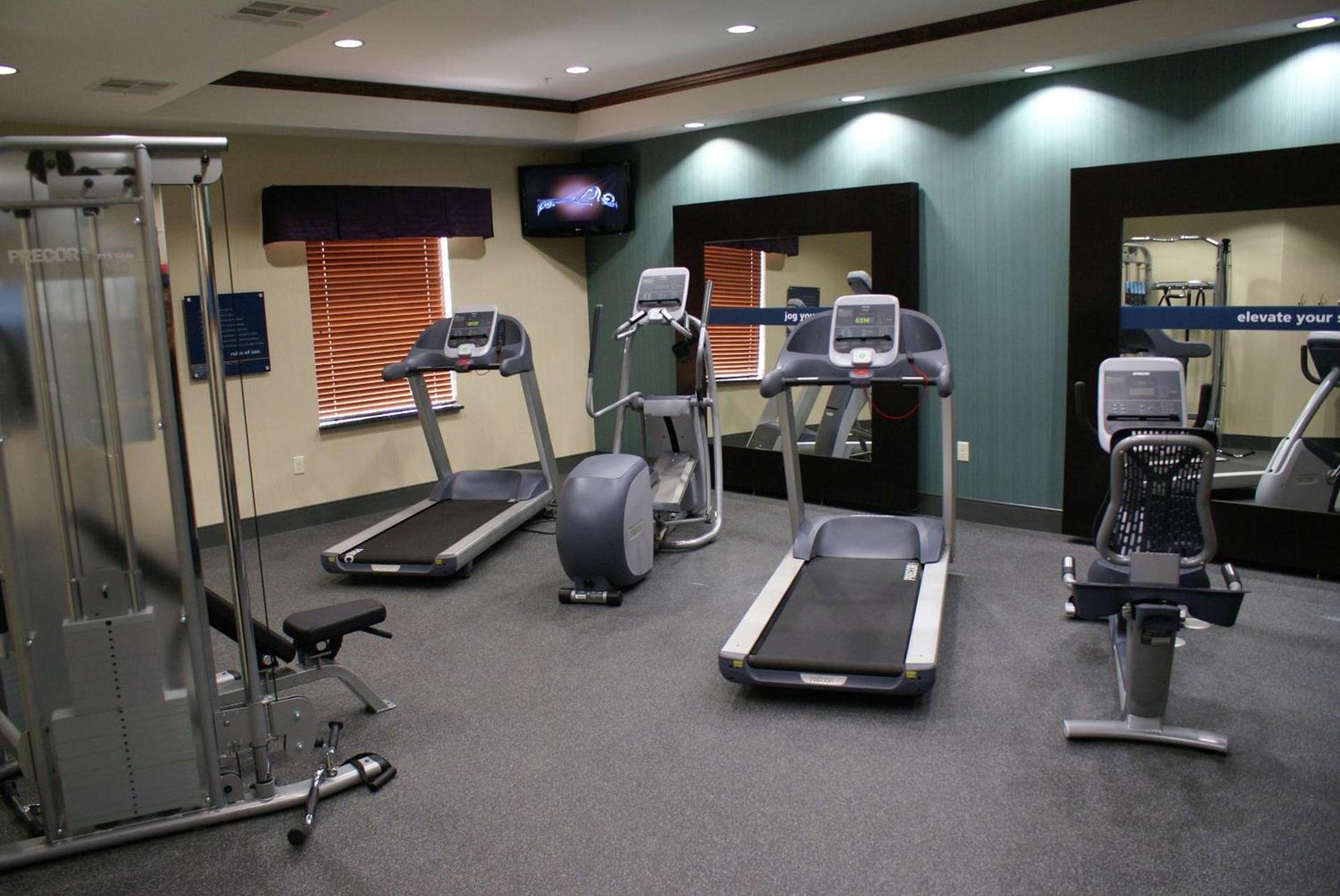 Hampton Inn & Suites Center photo 16