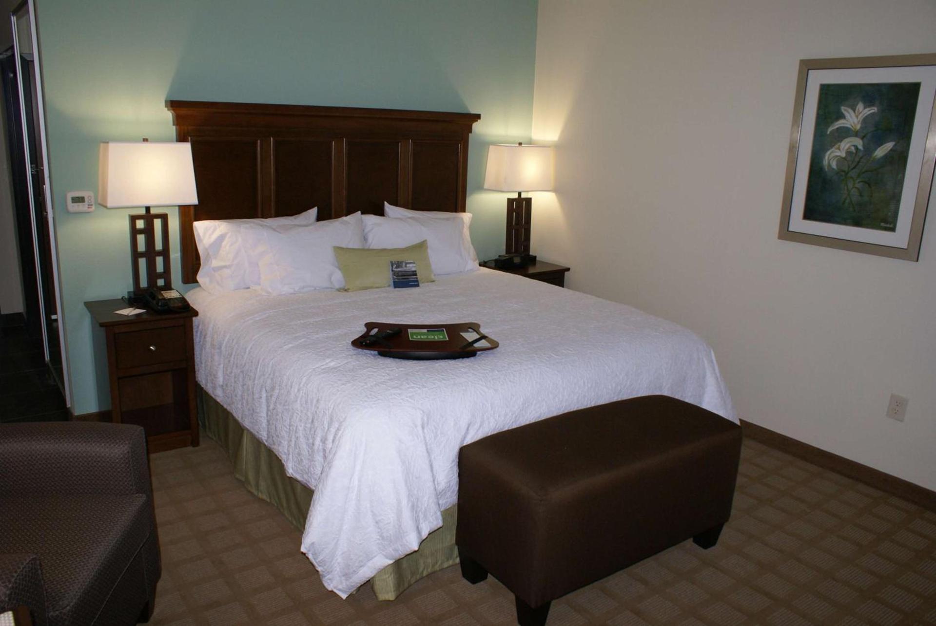 Hampton Inn & Suites Center photo 20