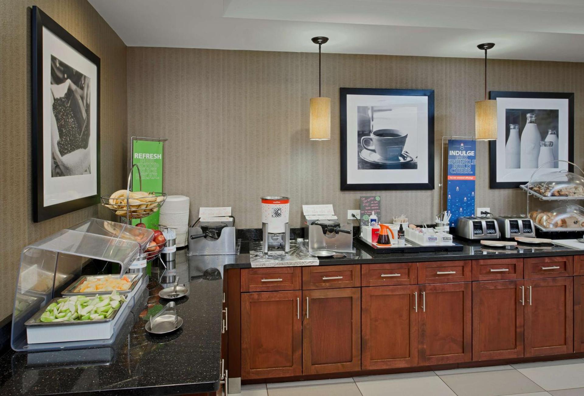 Hampton Inn & Suites Ocean City Bayfront-Convention Center photo 13