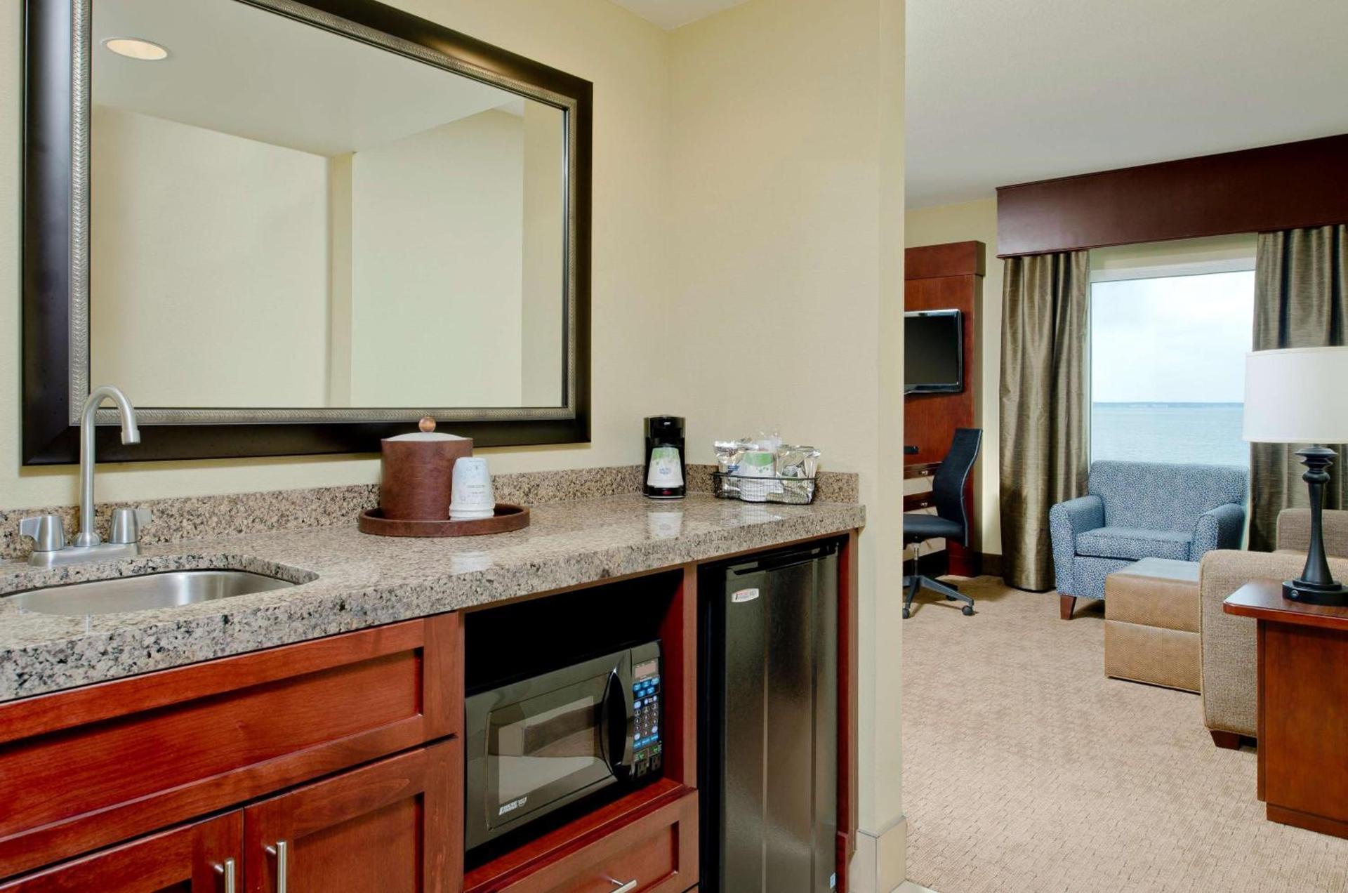 Hampton Inn & Suites Ocean City Bayfront-Convention Center photo 37