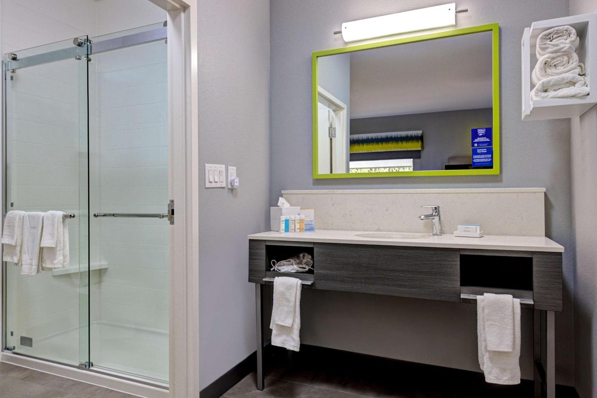 Hampton Inn & Suites Nacogdoches photo 18