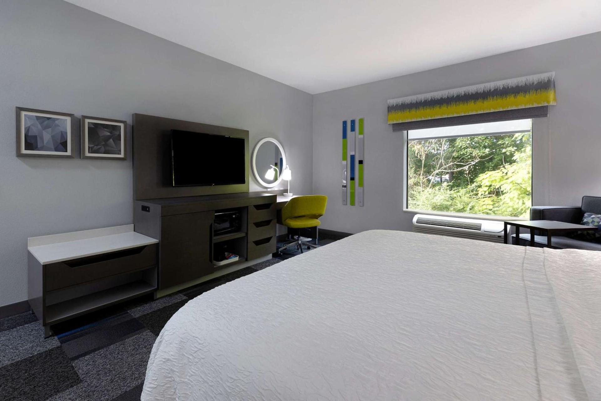 Hampton Inn & Suites Nacogdoches photo 32