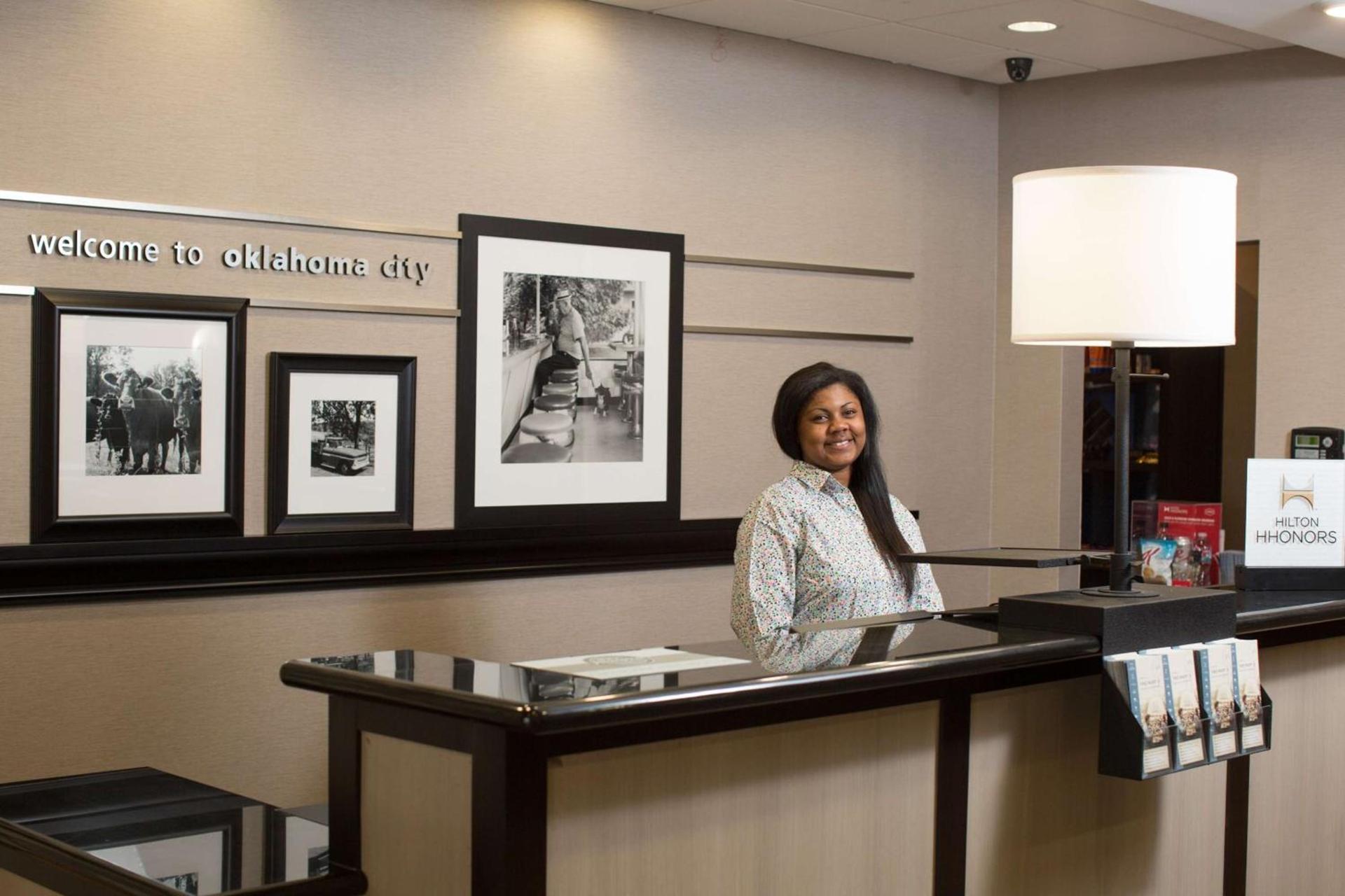 Hampton Inn & Suites Oklahoma City Airport photo 5