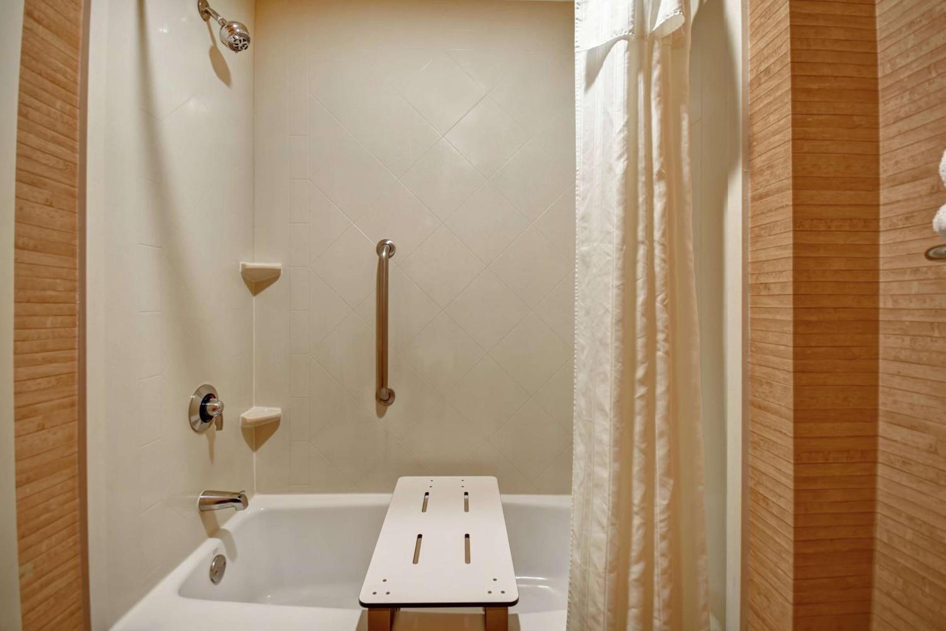 Homewood Suites by Hilton Ocala at Heath Brook photo 30