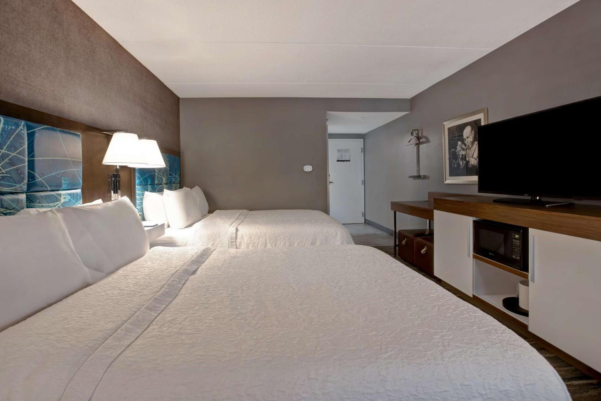 Hampton Inn Olive Branch photo 18