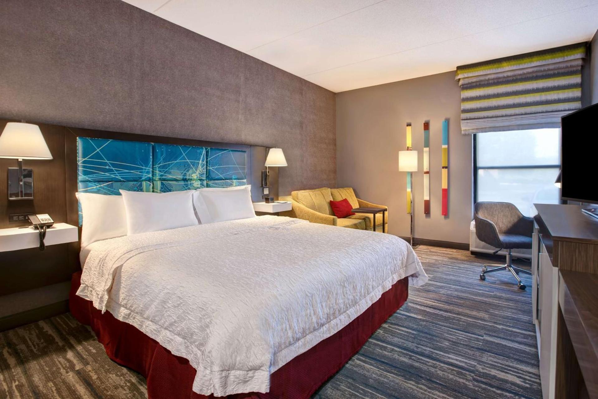 Hampton Inn Olive Branch photo 32