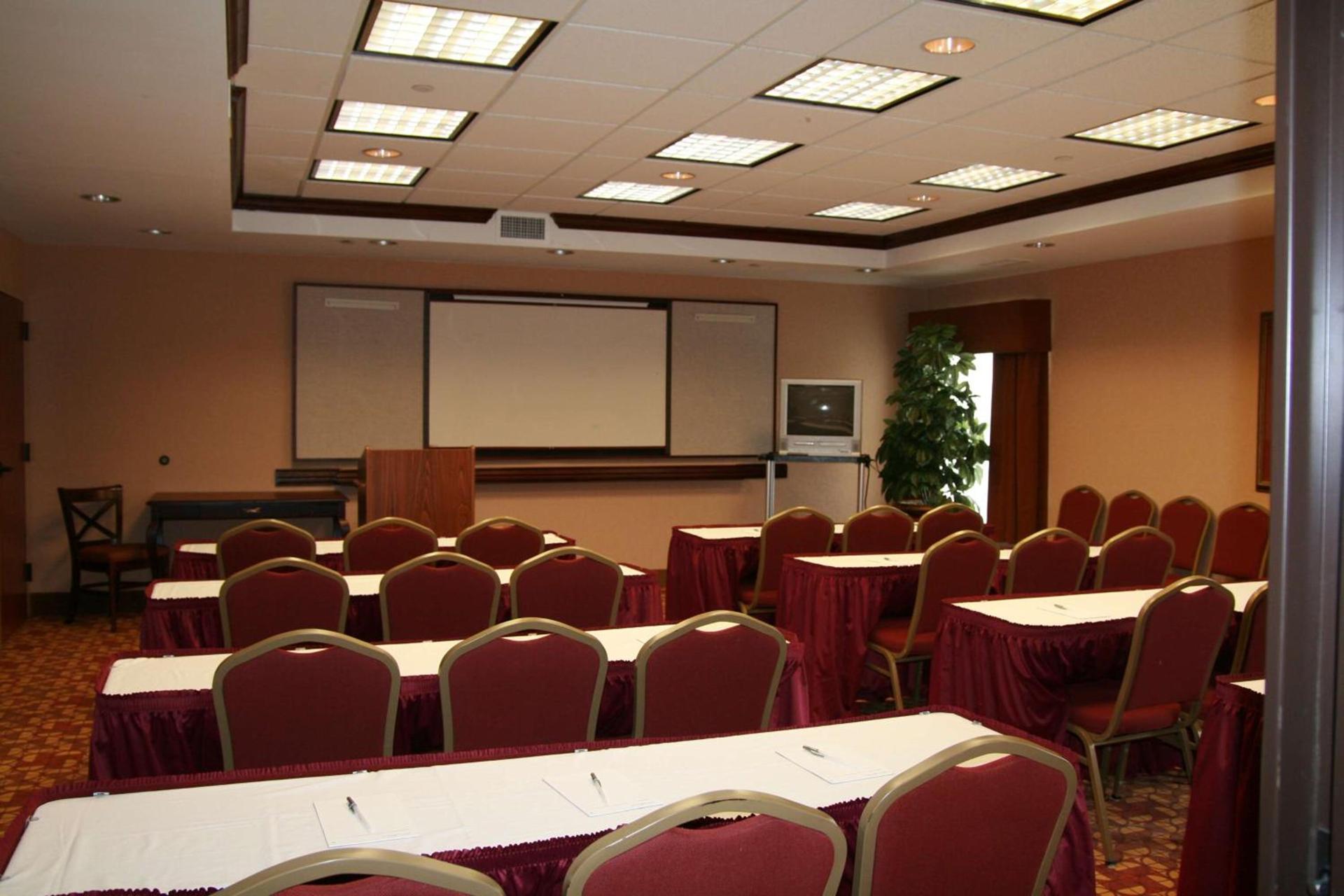 Hampton Inn Olive Branch photo 45