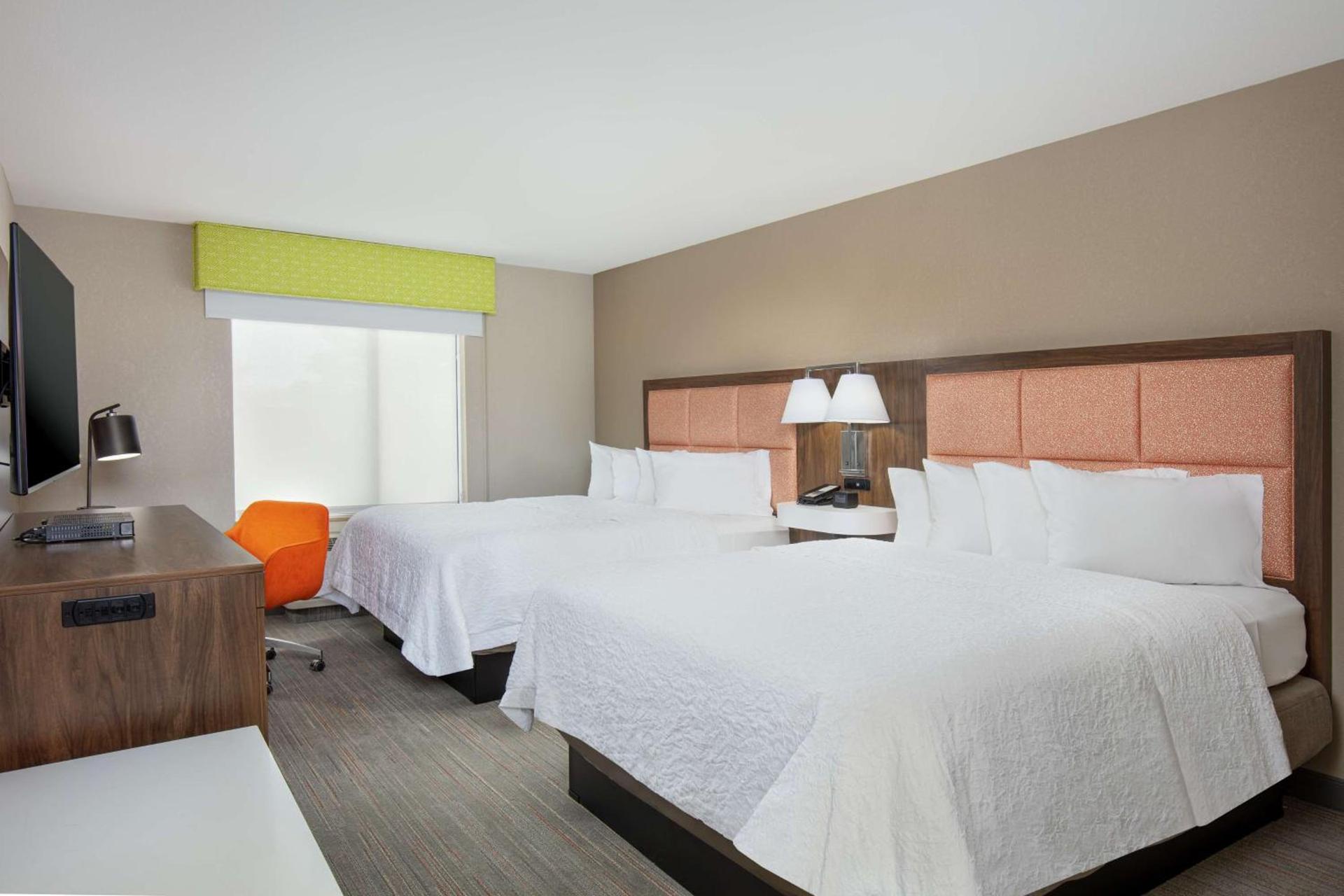 Newly Renovated Hampton Inn Omaha West Lakeside photo 16