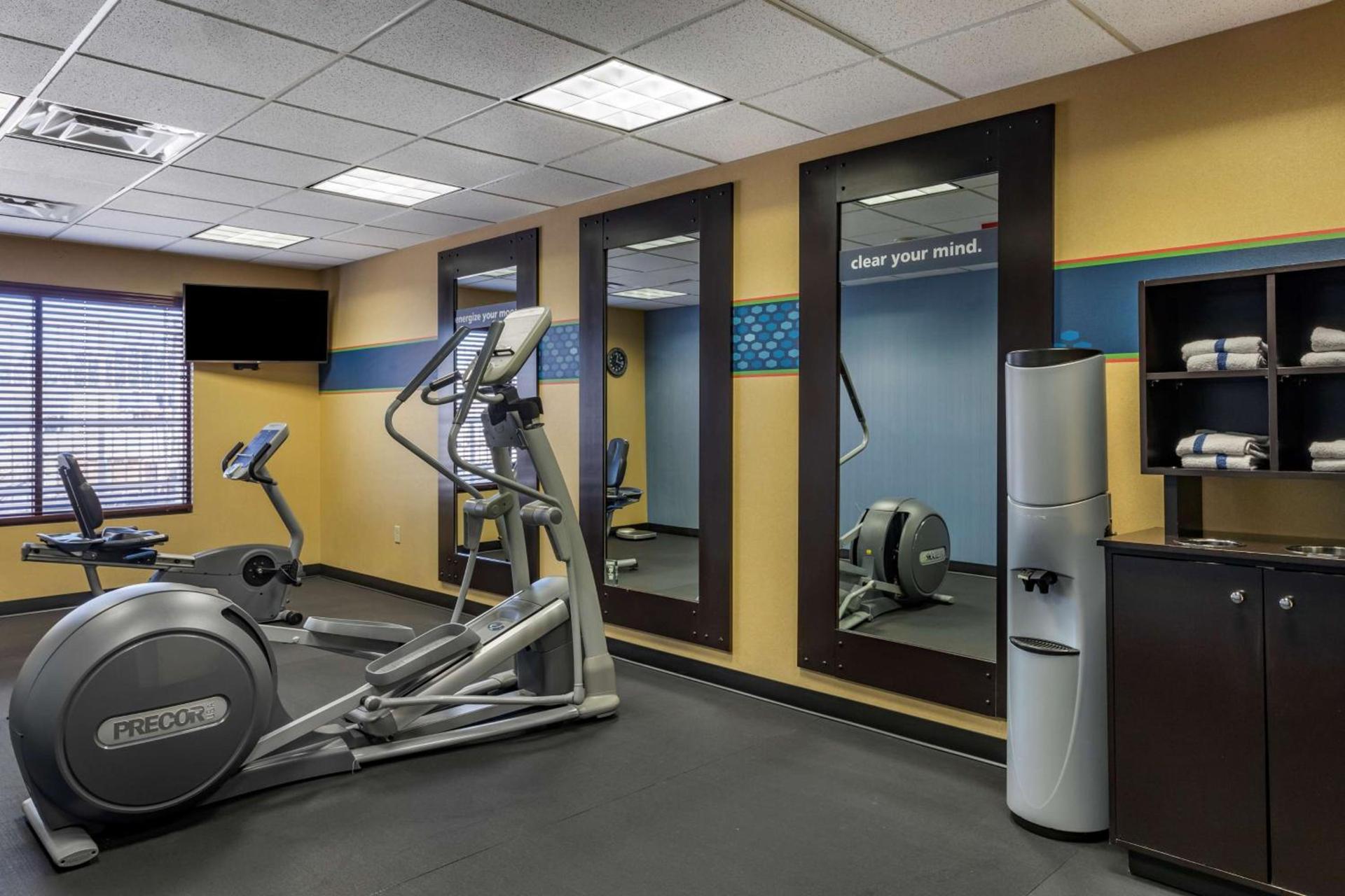 Hampton Inn Norco/Corona photo 15