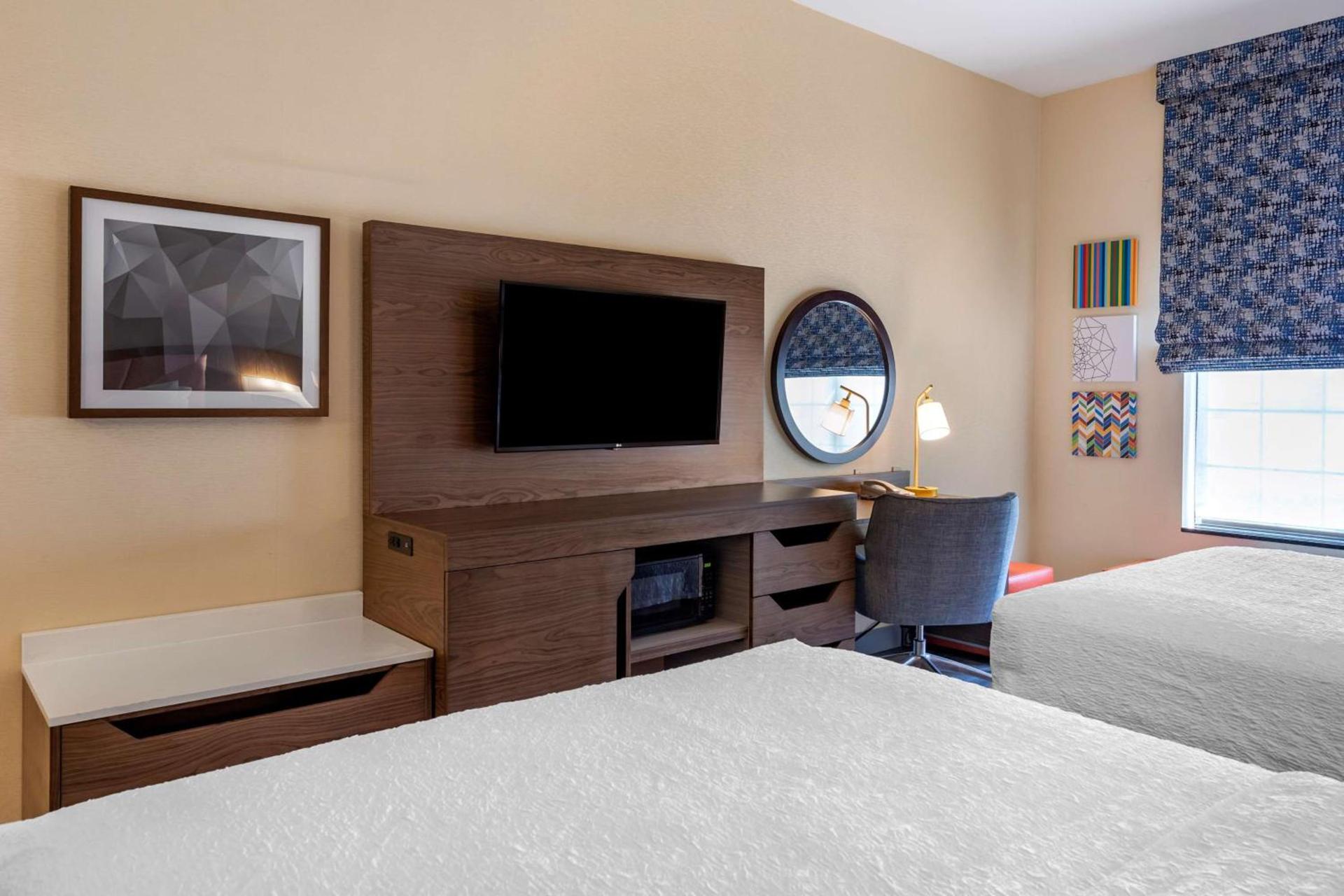 Hampton Inn Norco/Corona photo 17