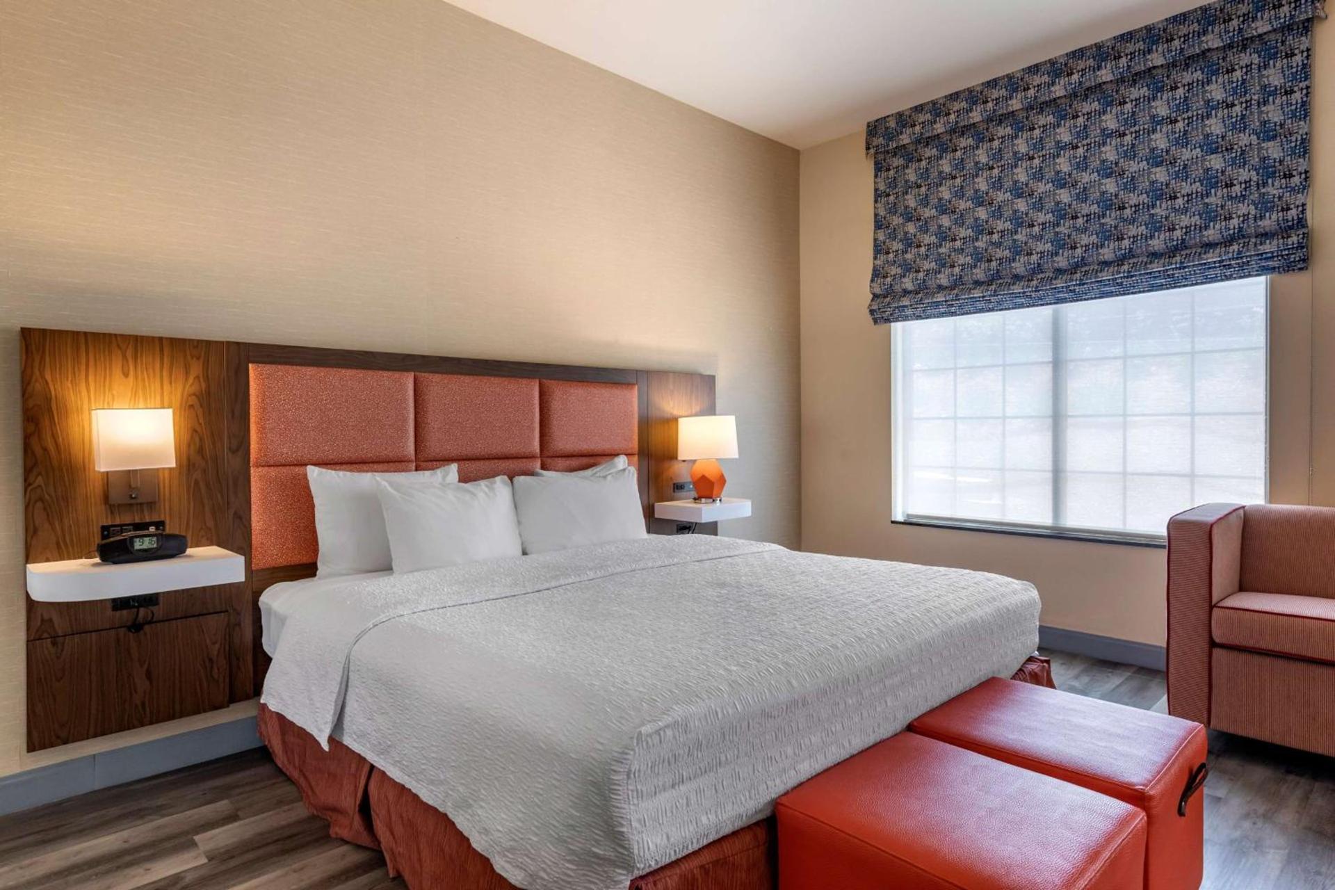 Hampton Inn Norco/Corona photo 18