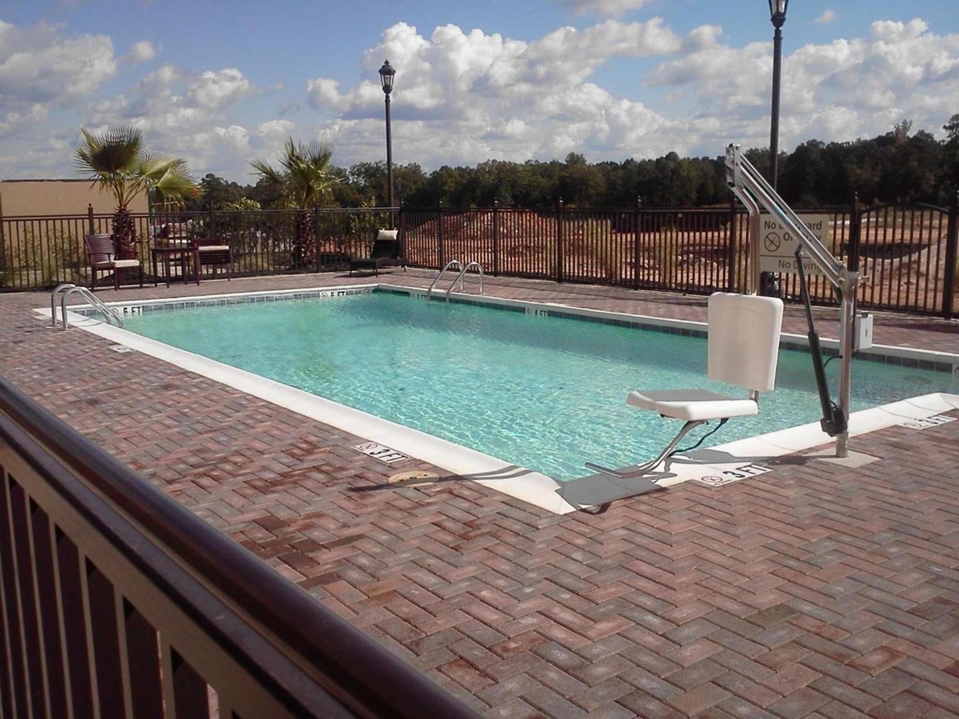 Hampton Inn Oxford/Conference Center photo 11