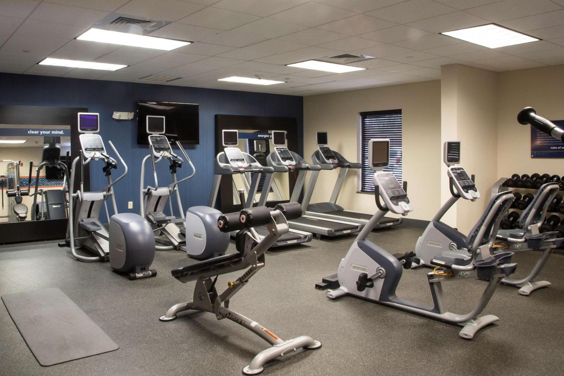 Hampton Inn Oxford/Conference Center photo 22
