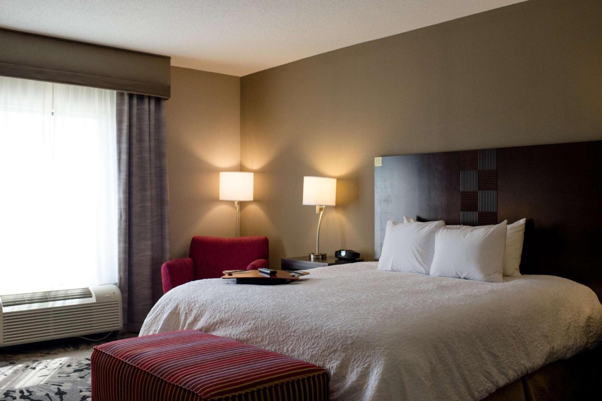 Hampton Inn Oxford/Conference Center photo 46
