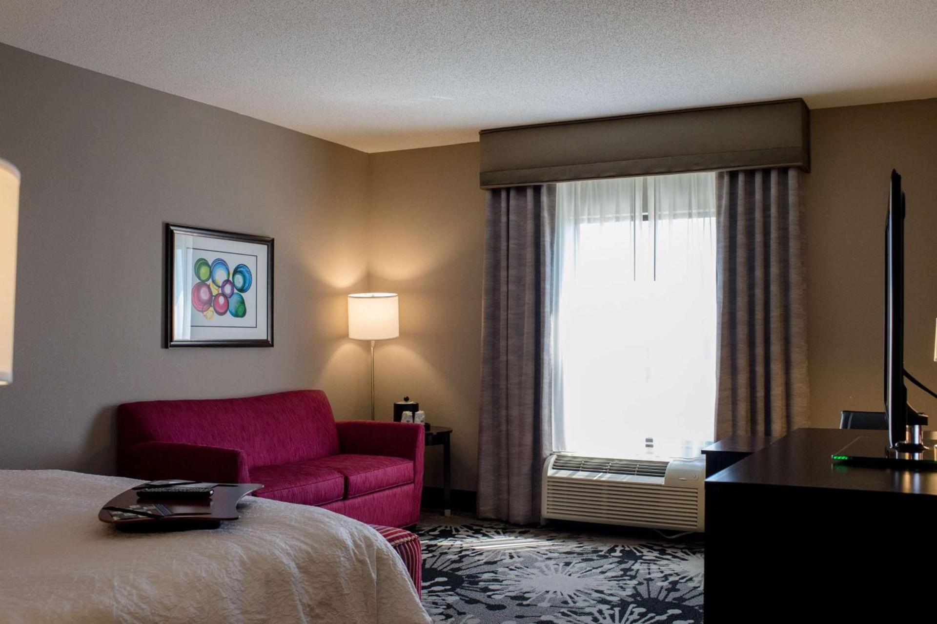 Hampton Inn Oxford/Conference Center photo 51