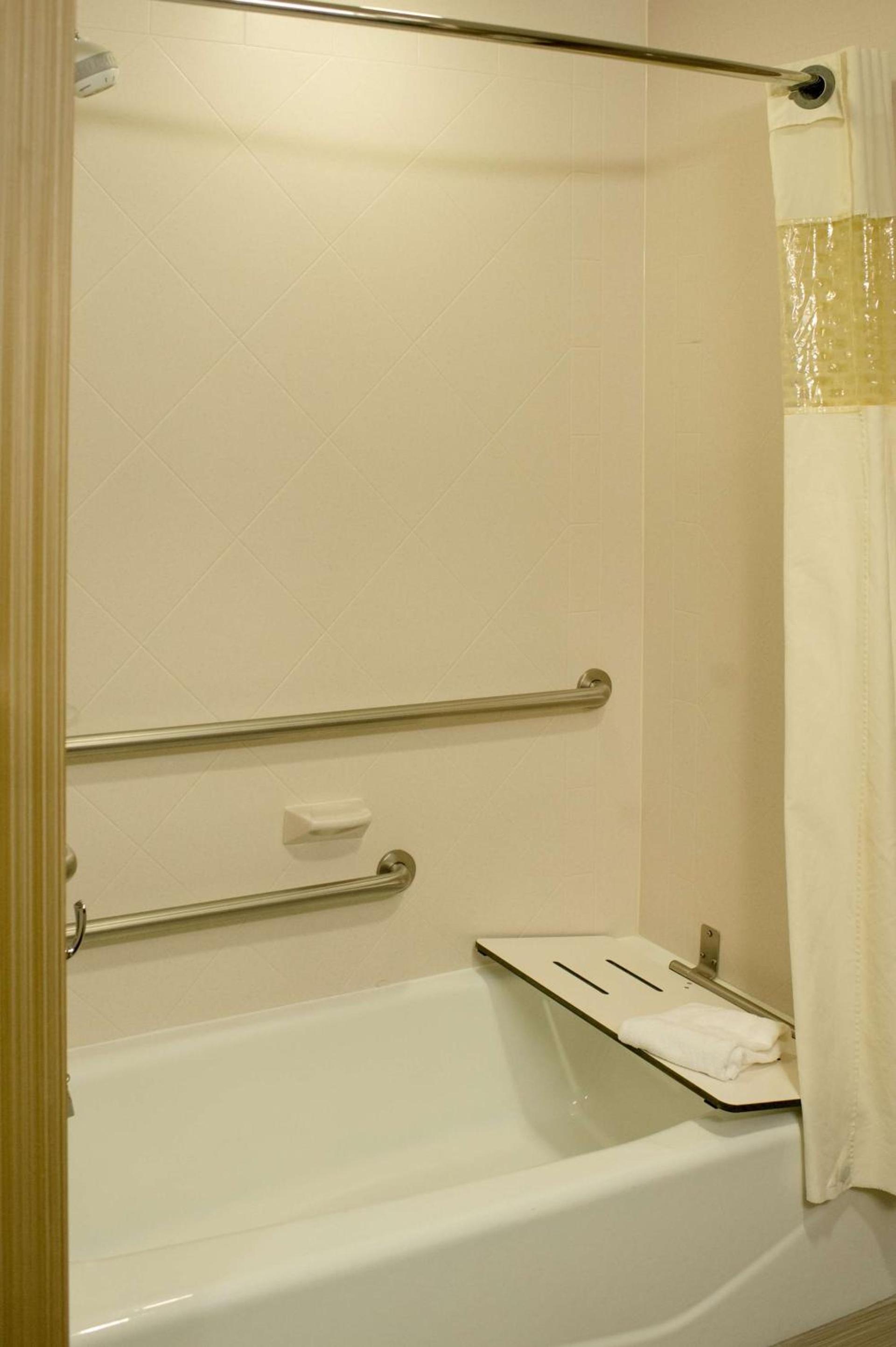 Hampton Inn Oxford/Conference Center photo 52