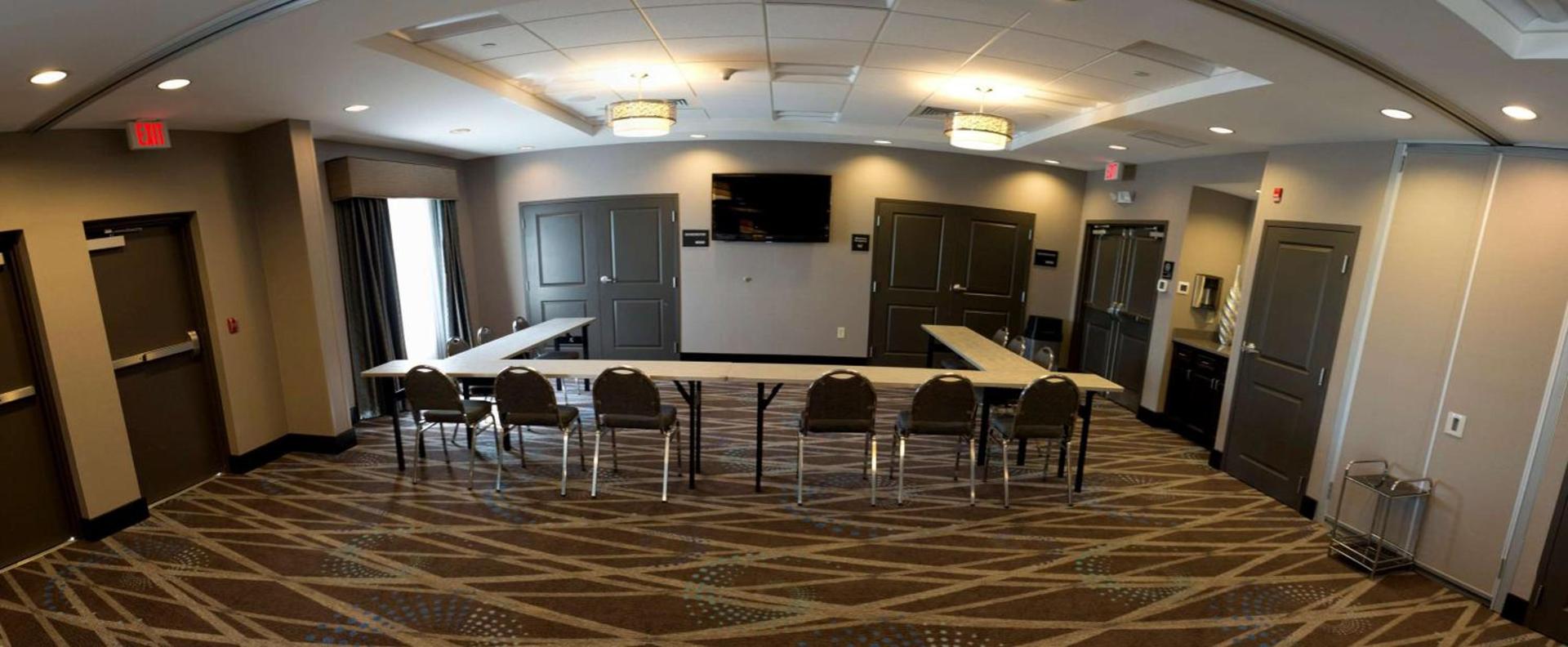 Hampton Inn Oxford/Conference Center photo 56