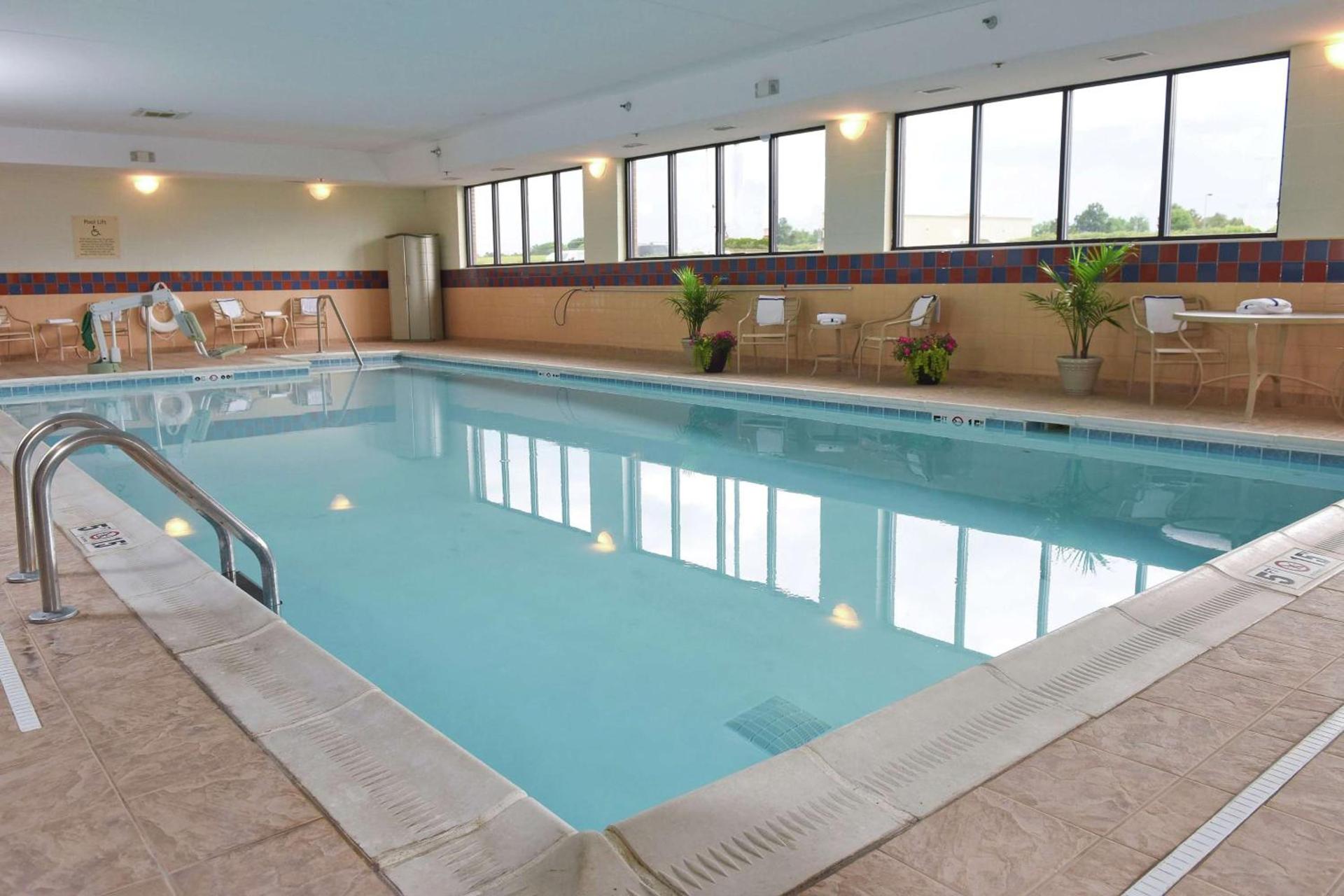 Hampton Inn & Suites Murray photo 10