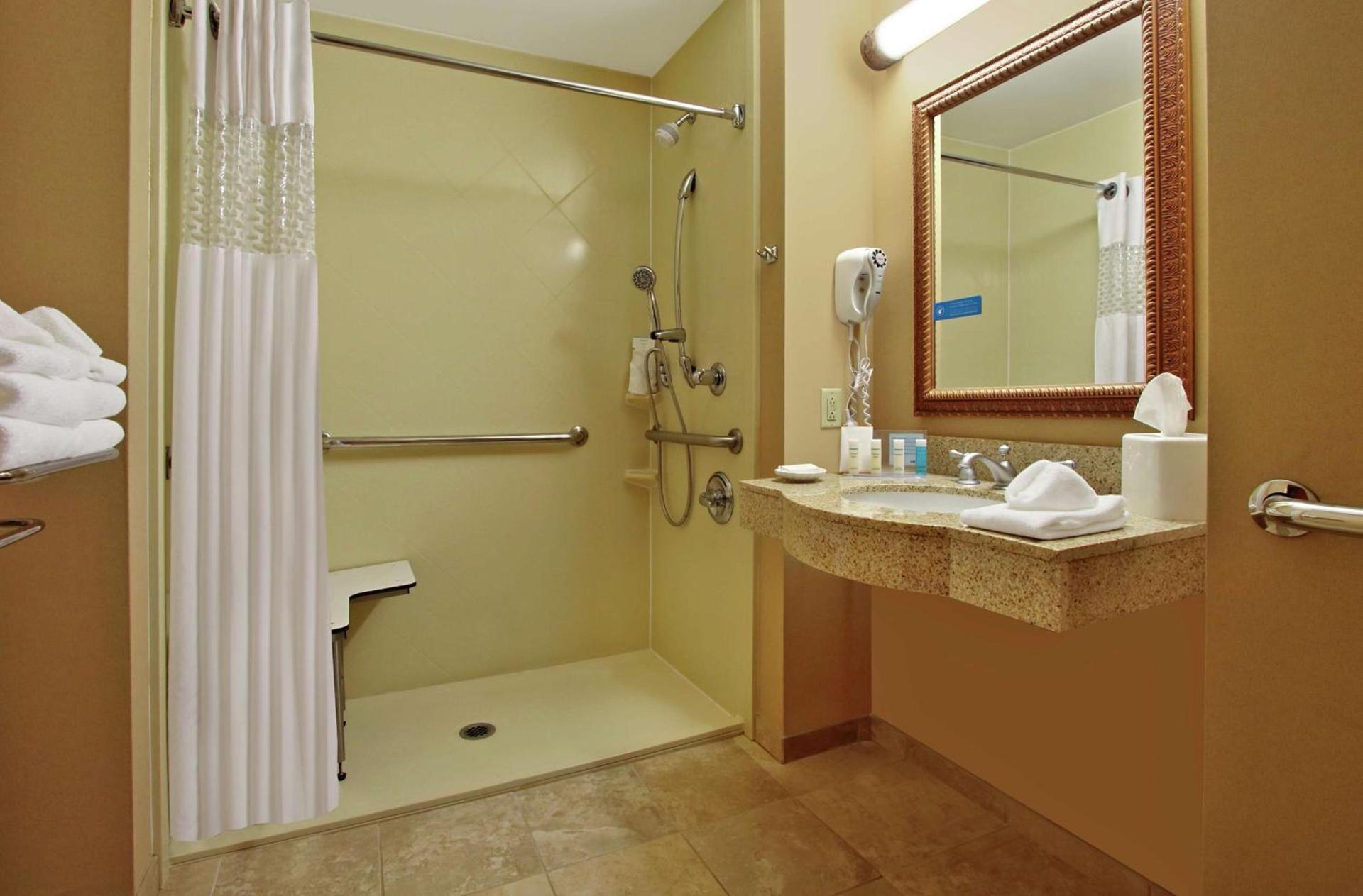 Hampton Inn & Suites Murray photo 19