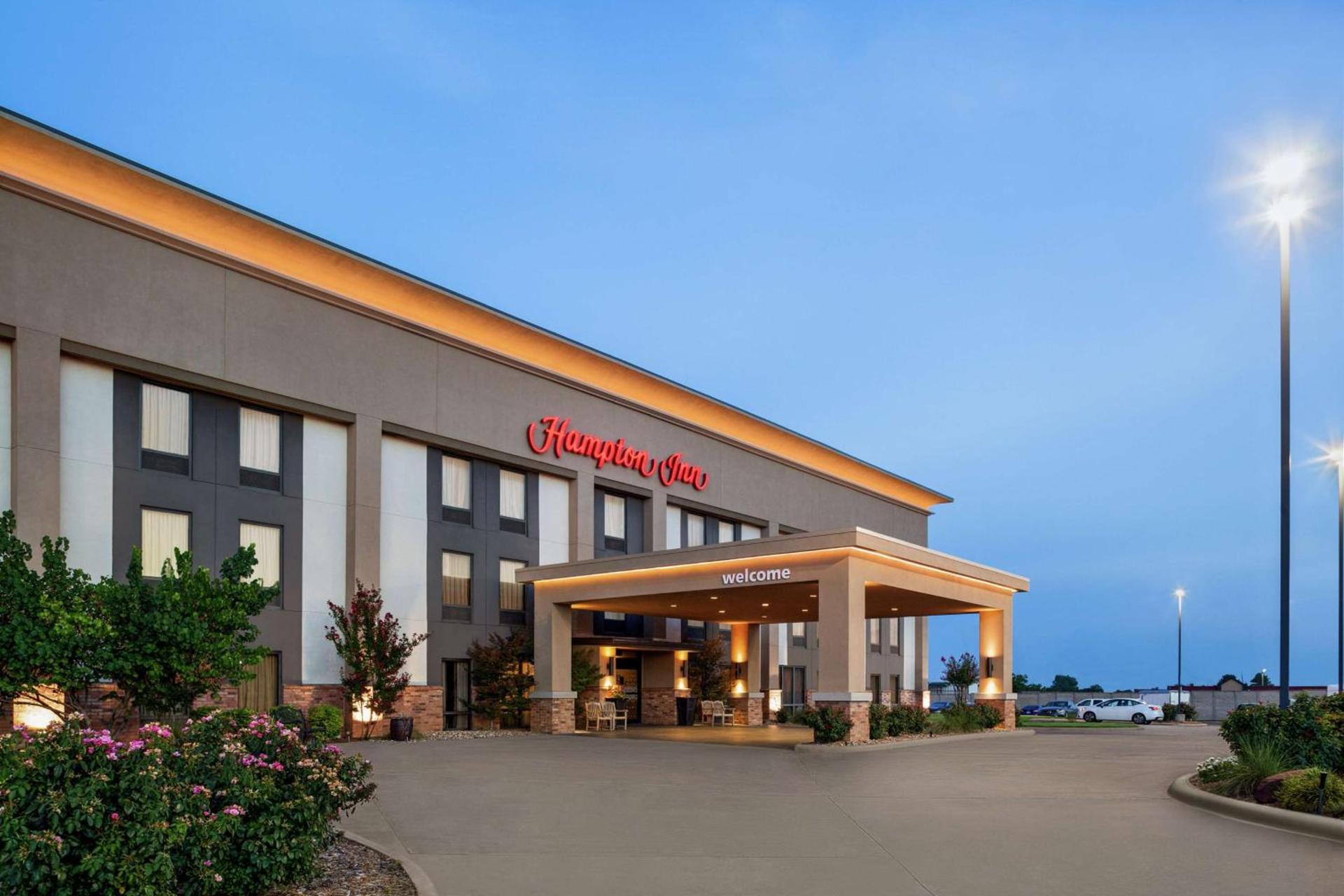 Hampton Inn Paris photo 2
