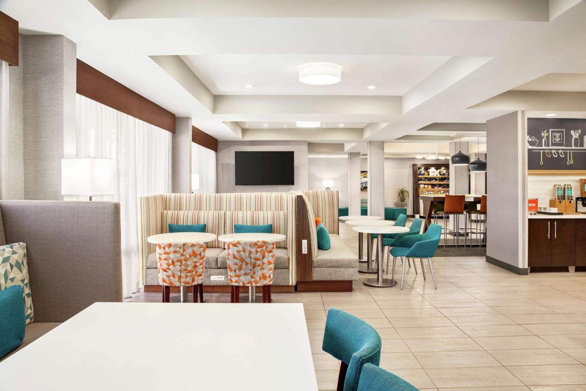 Hampton Inn Paris photo 16