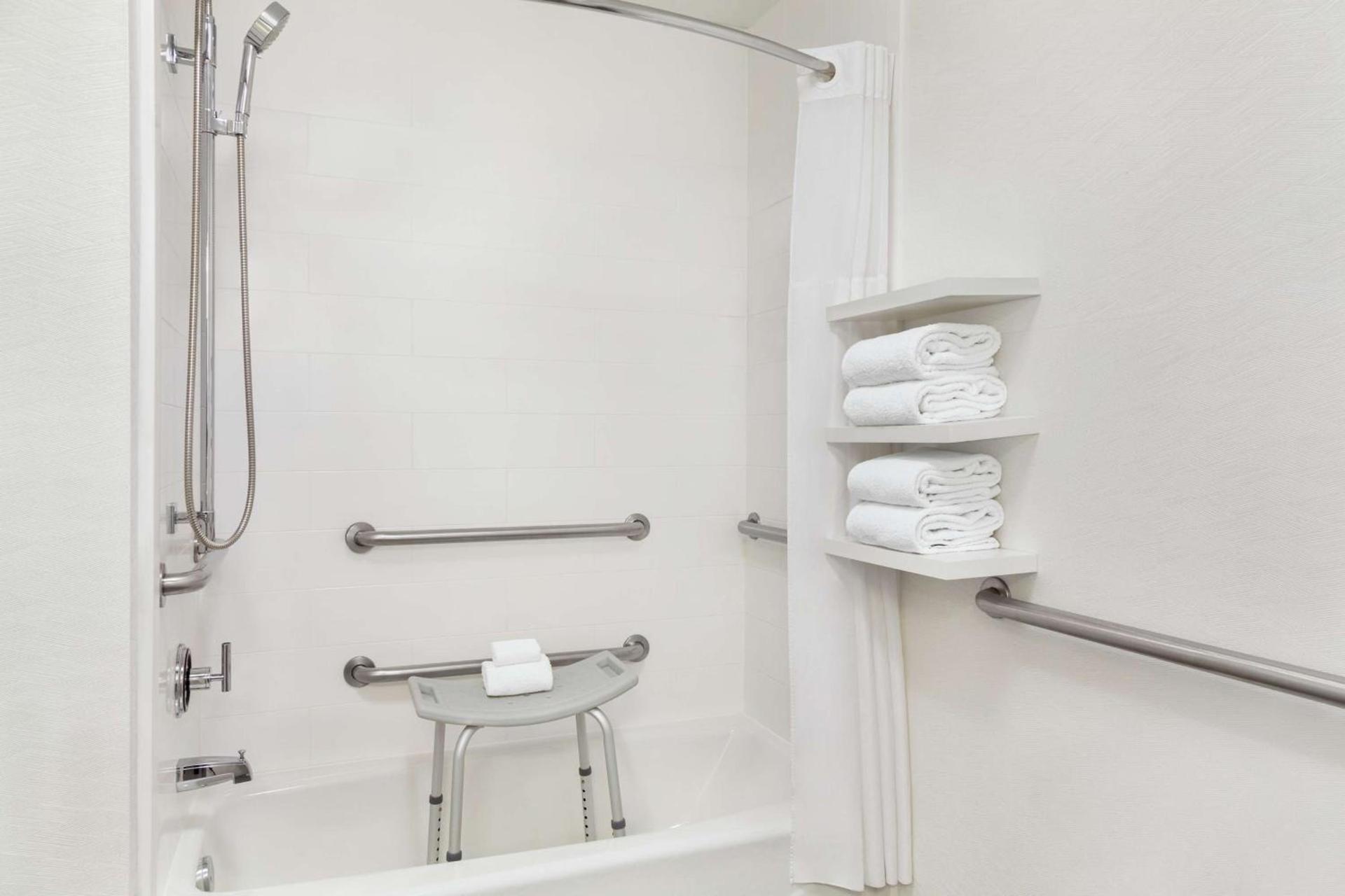 Hampton Inn Paris photo 24