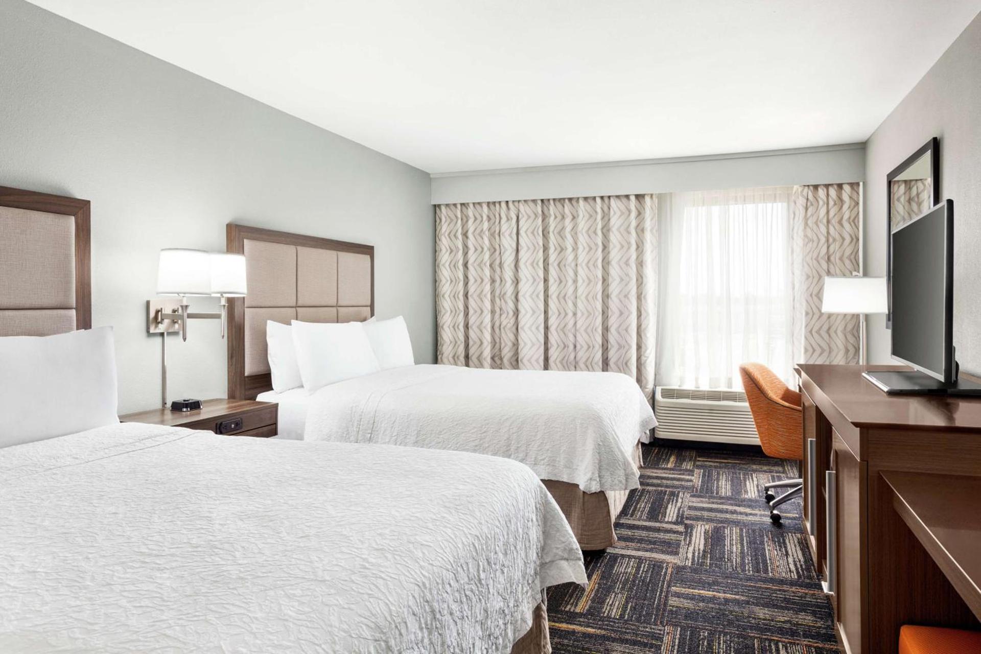 Hampton Inn Paris photo 35