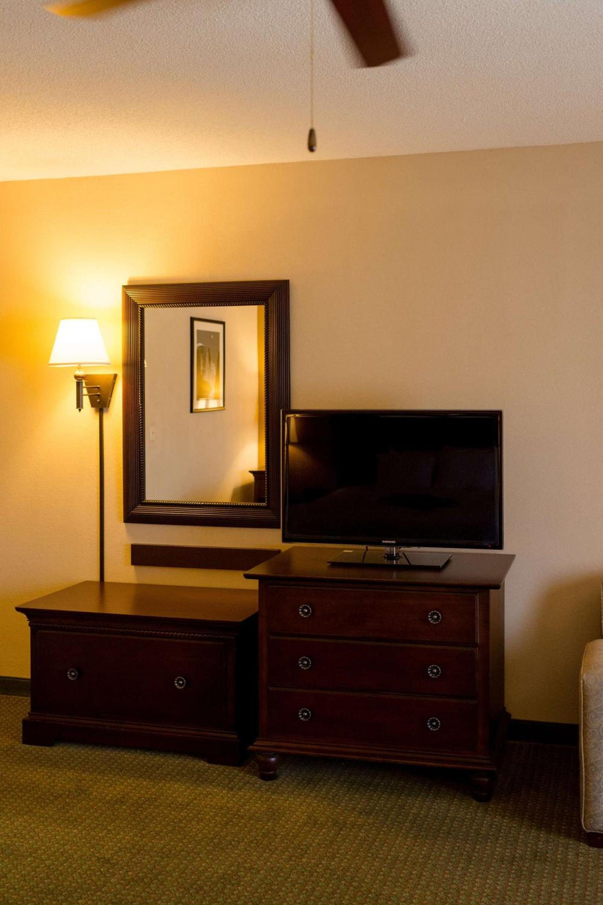 Hampton Inn Oxford-West photo 43