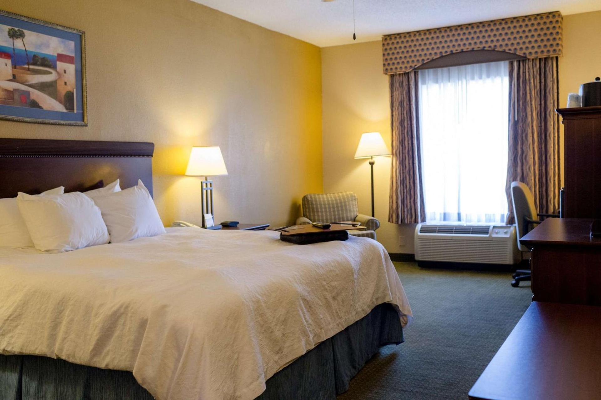 Hampton Inn Oxford-West photo 55