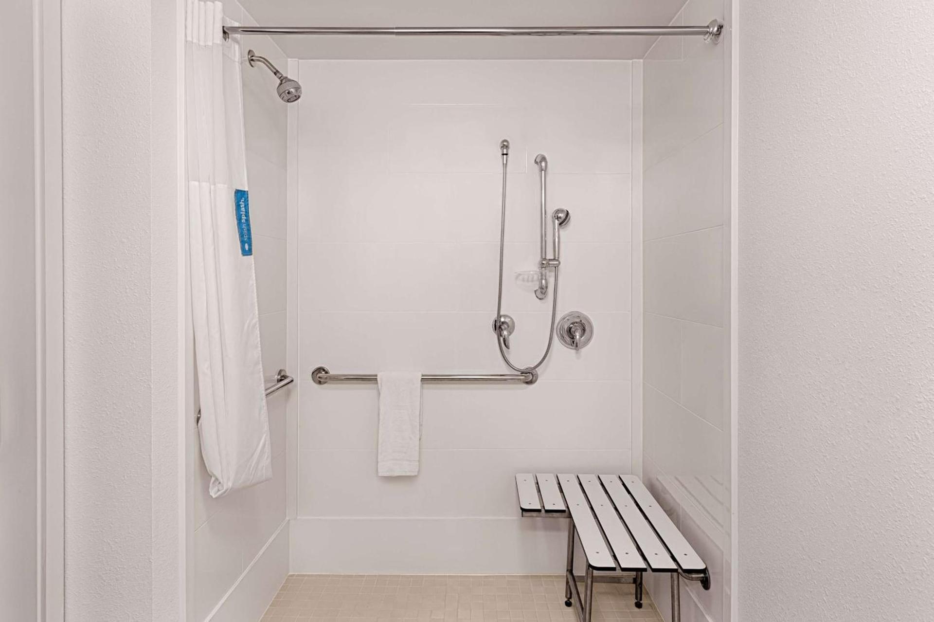 Hampton Inn Pawleys Island photo 11
