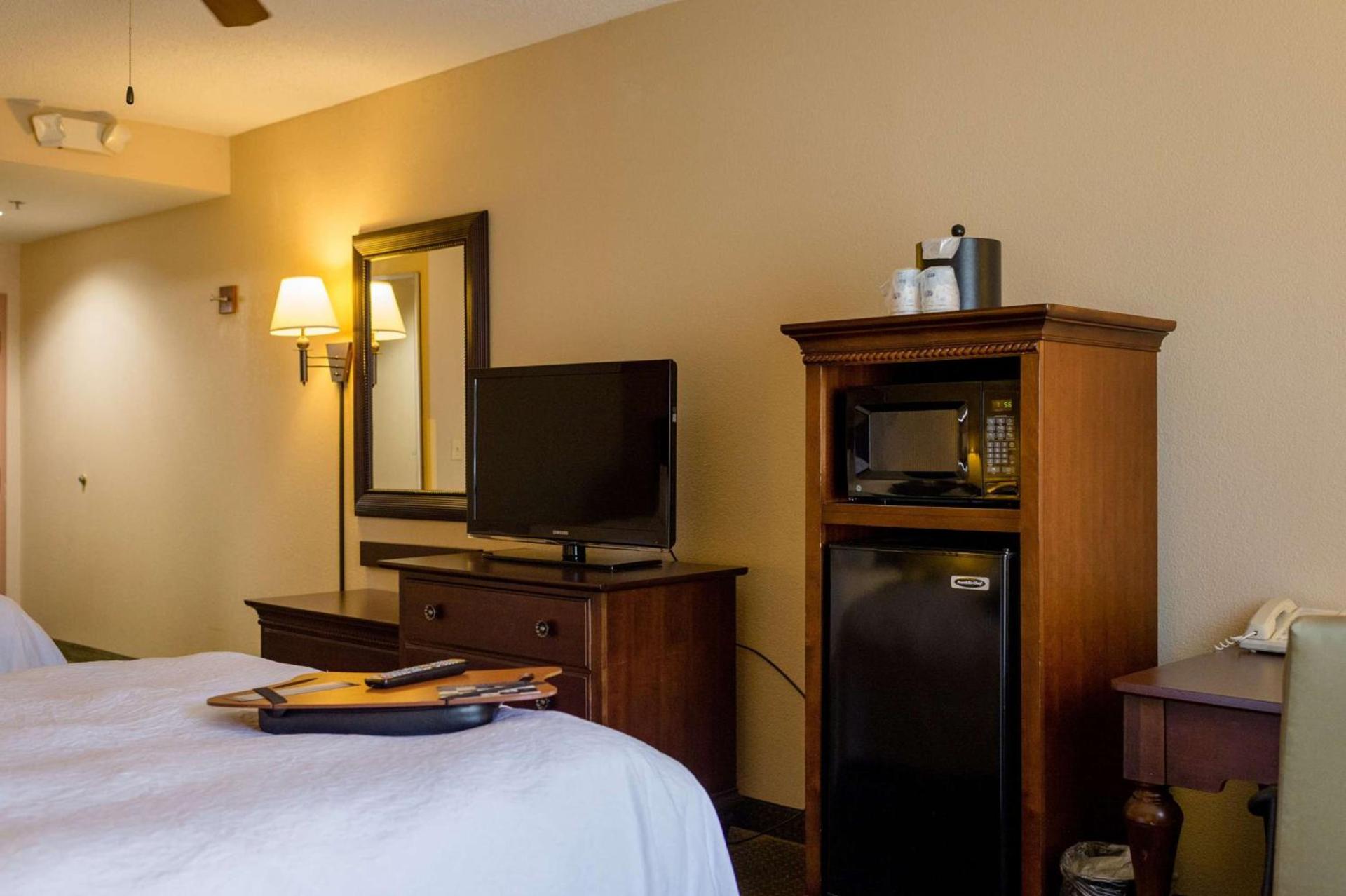 Hampton Inn Oxford-West photo 62