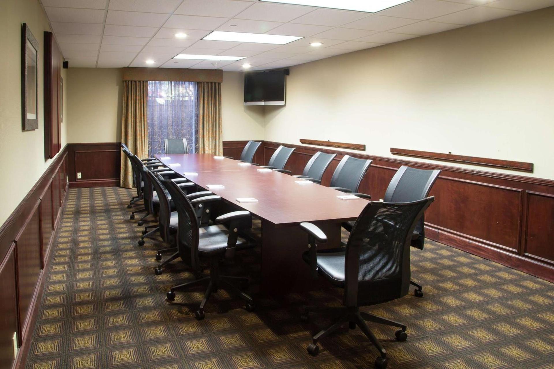 Hampton Inn Oxford-West photo 82