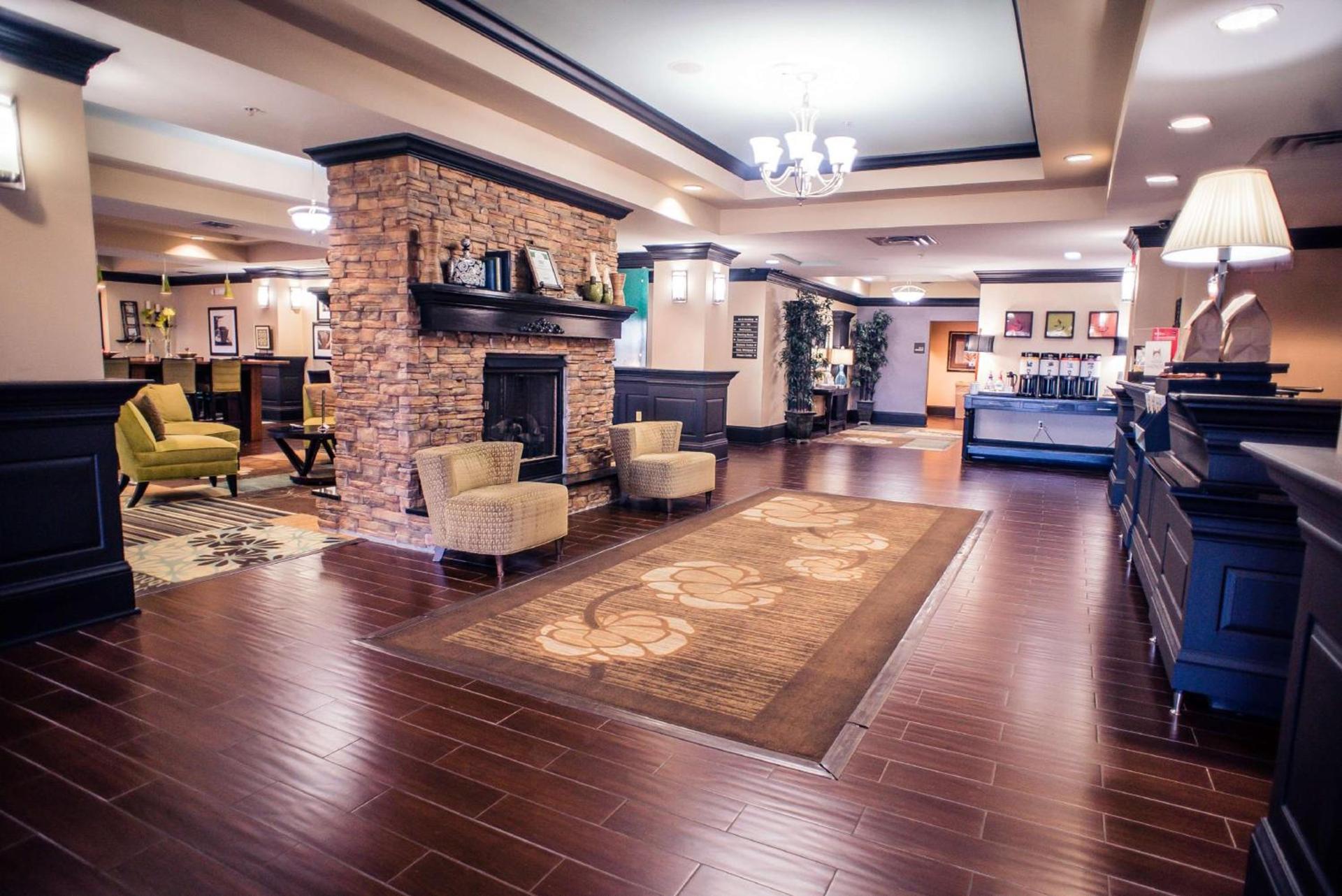 Hampton Inn - Monticello photo 9