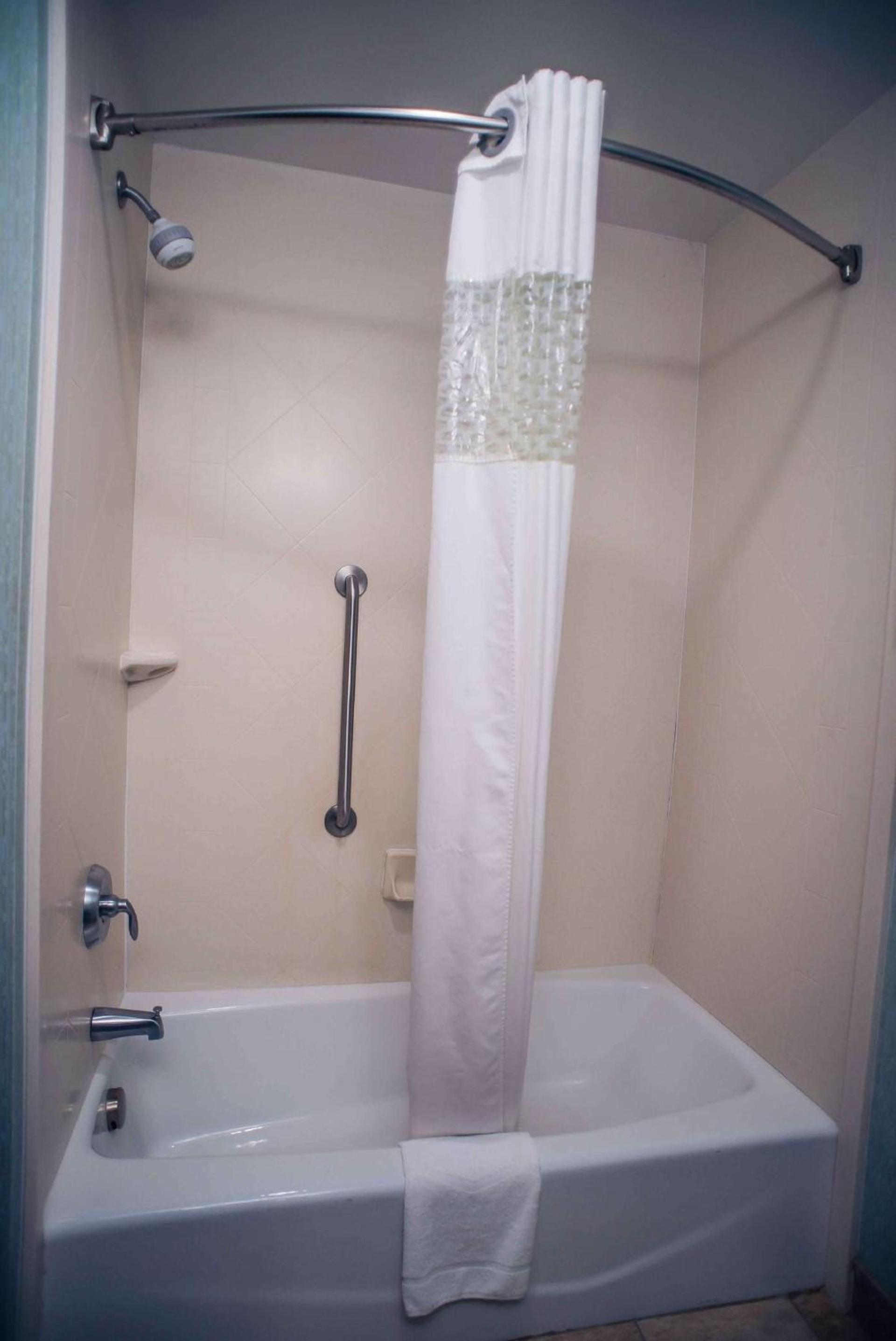 Hampton Inn - Monticello photo 27