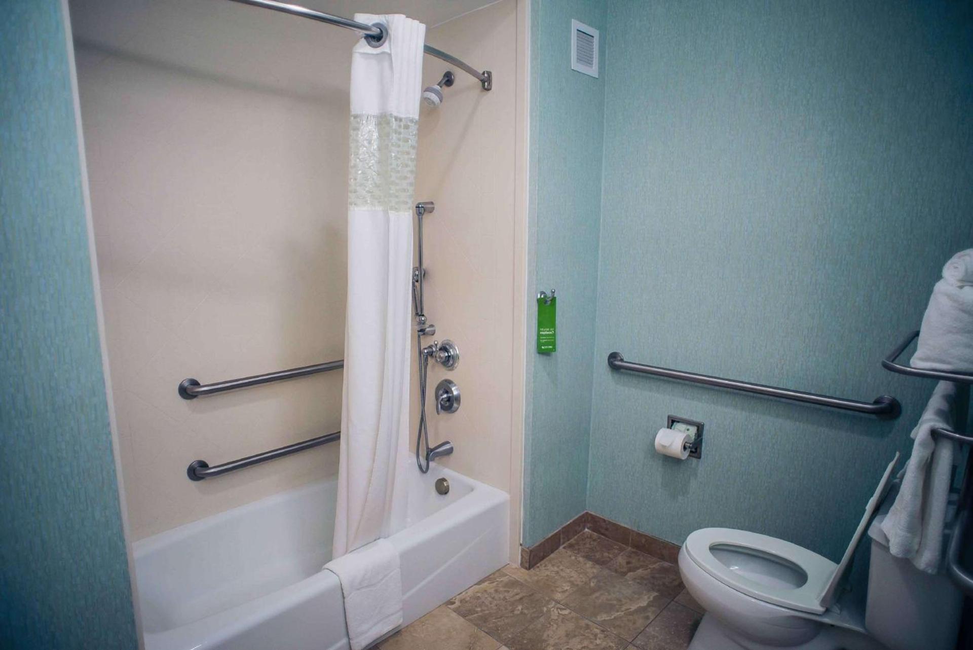 Hampton Inn - Monticello photo 33