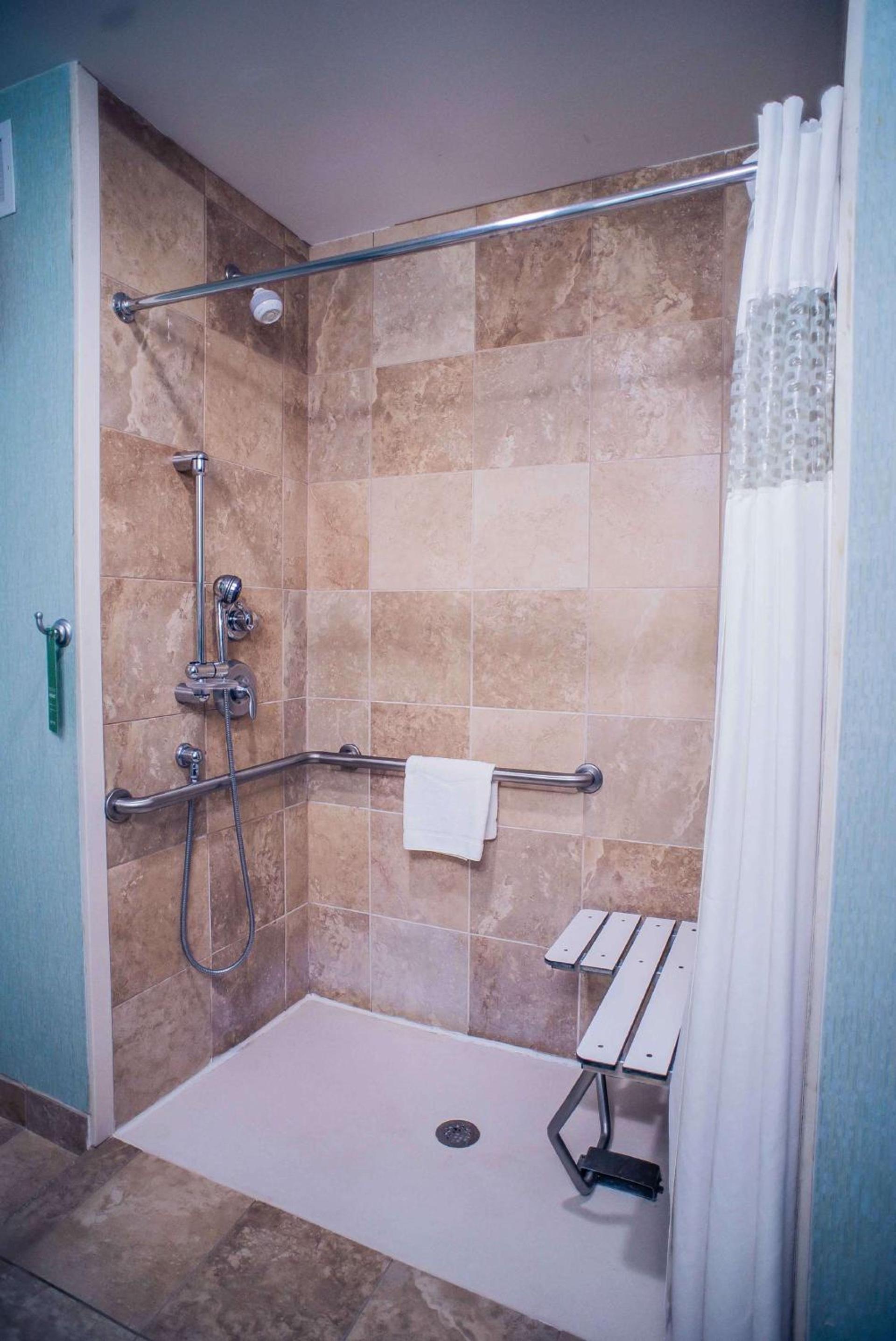 Hampton Inn - Monticello photo 38