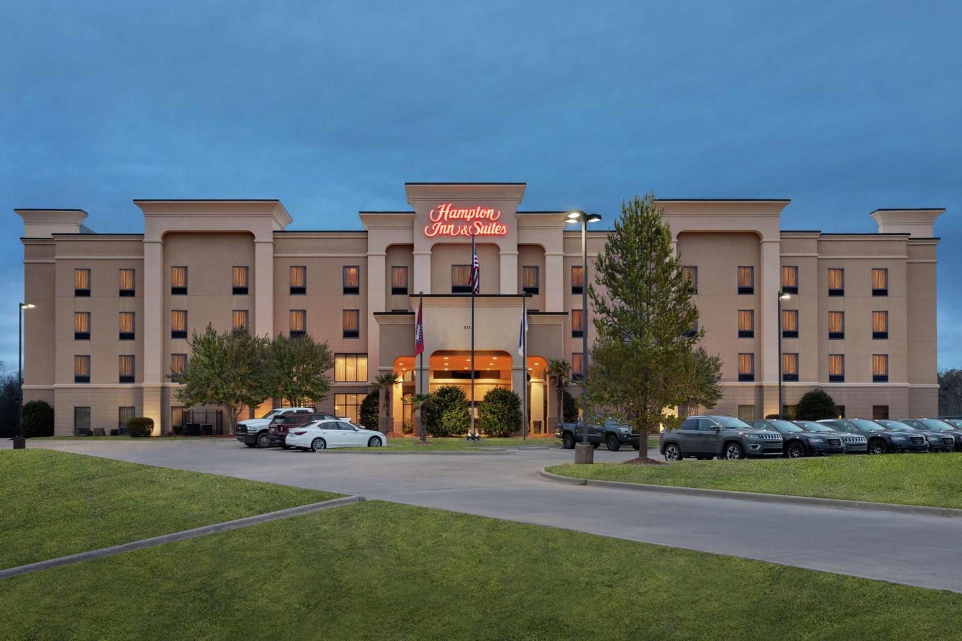 Hampton Inn & Suites Pine Bluff photo 3