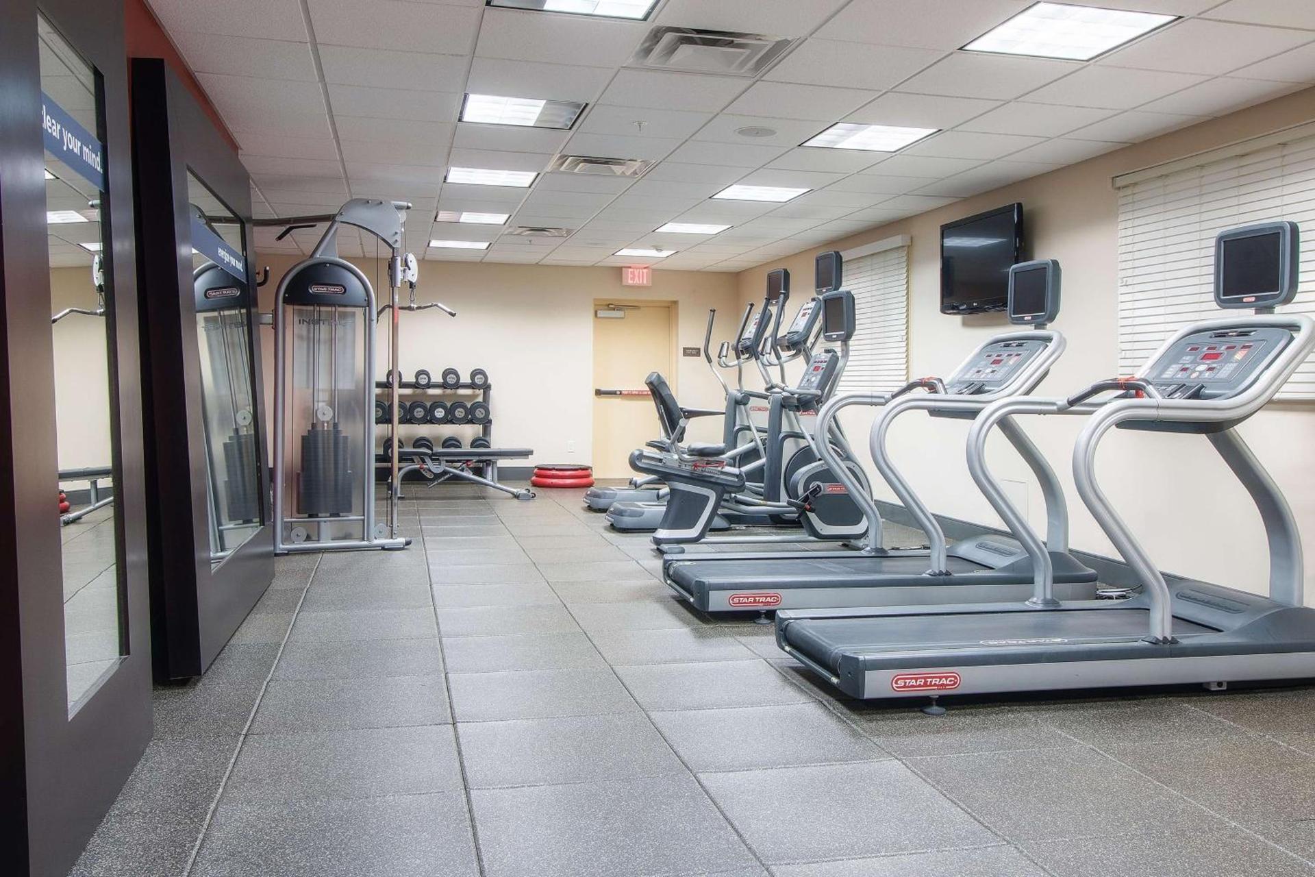 Hampton Inn Oxford/Miami University Area photo 12