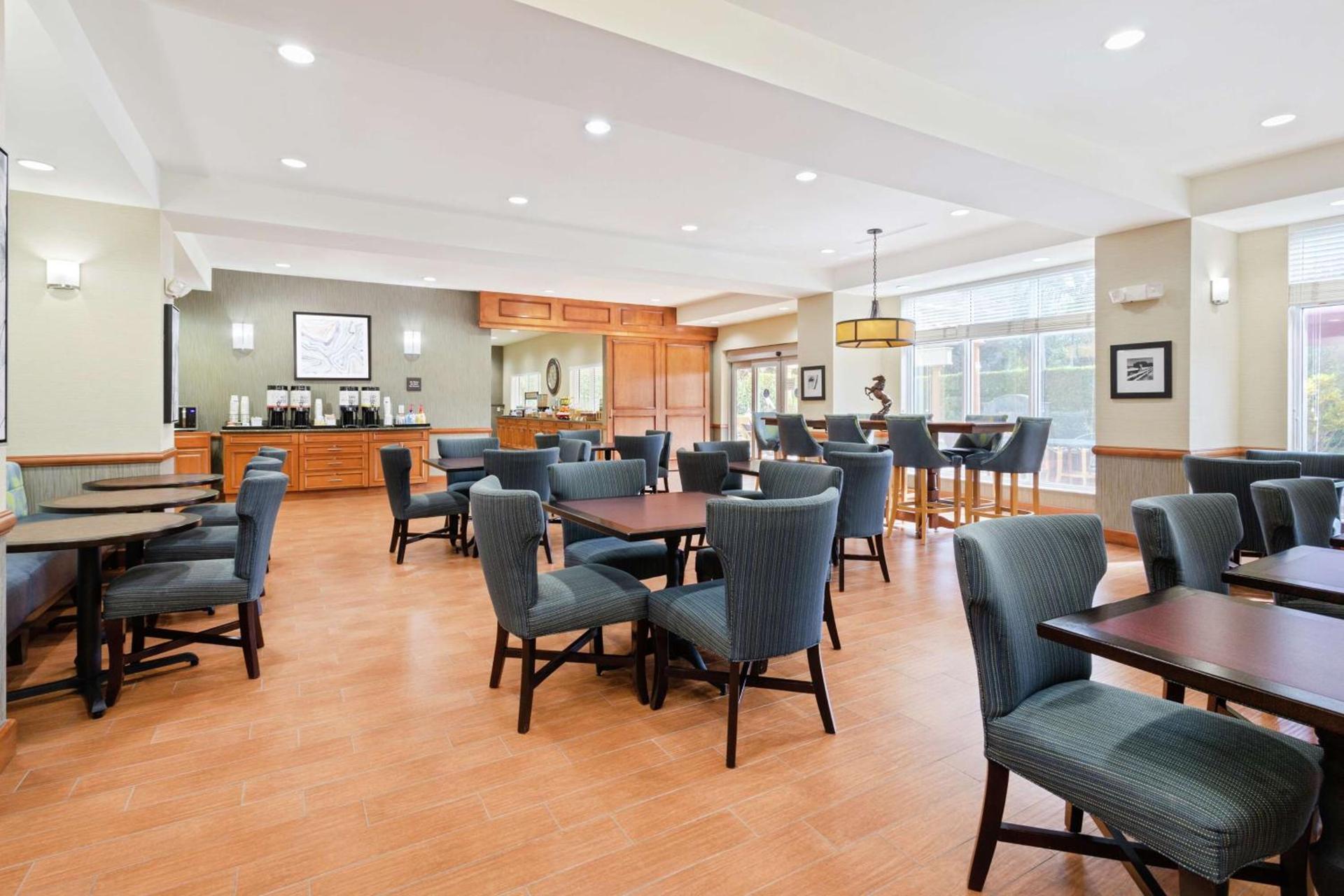 Hampton Inn West Palm Beach-Lake Worth-Turnpike photo 5