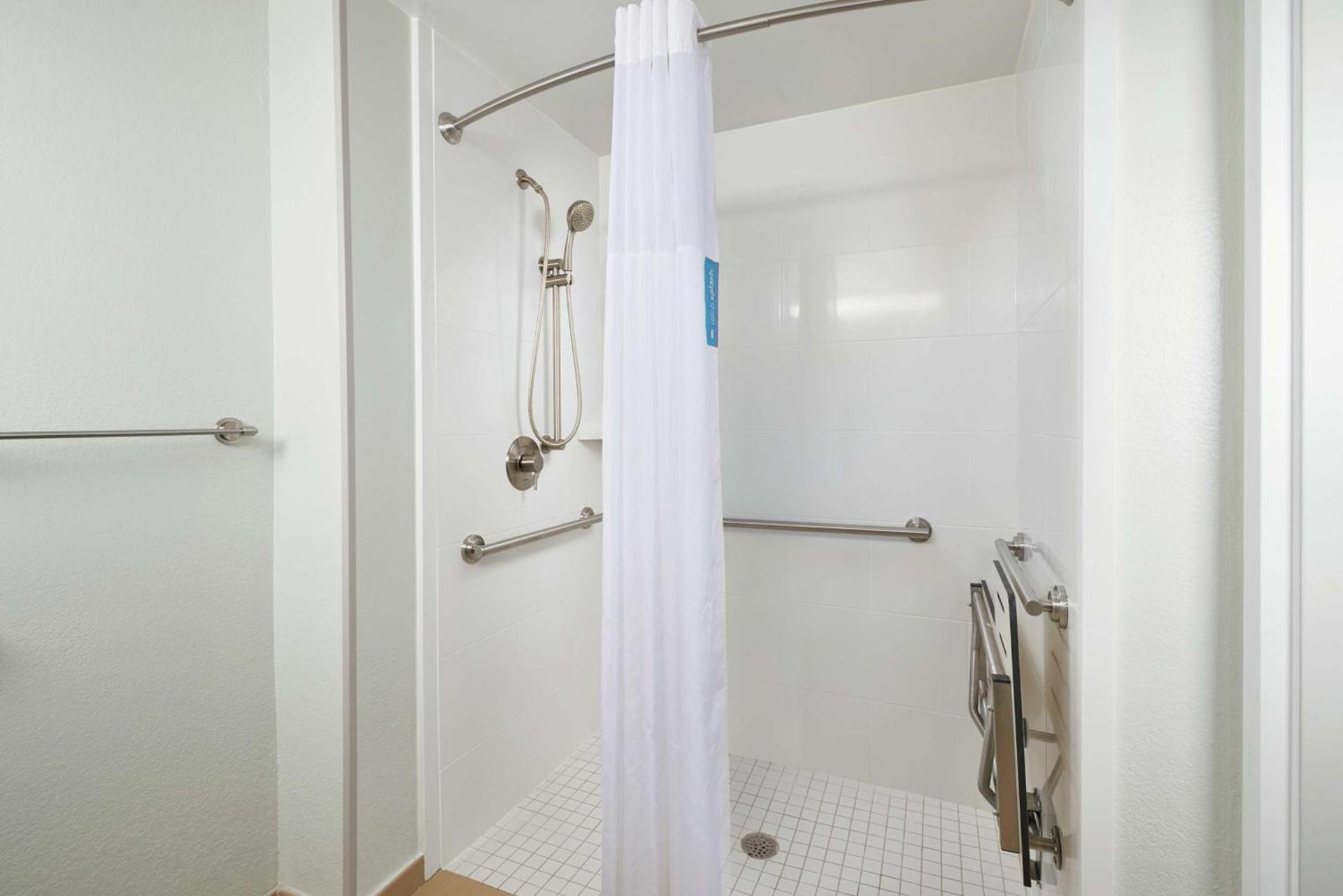 Hampton Inn Juno Beach photo 21