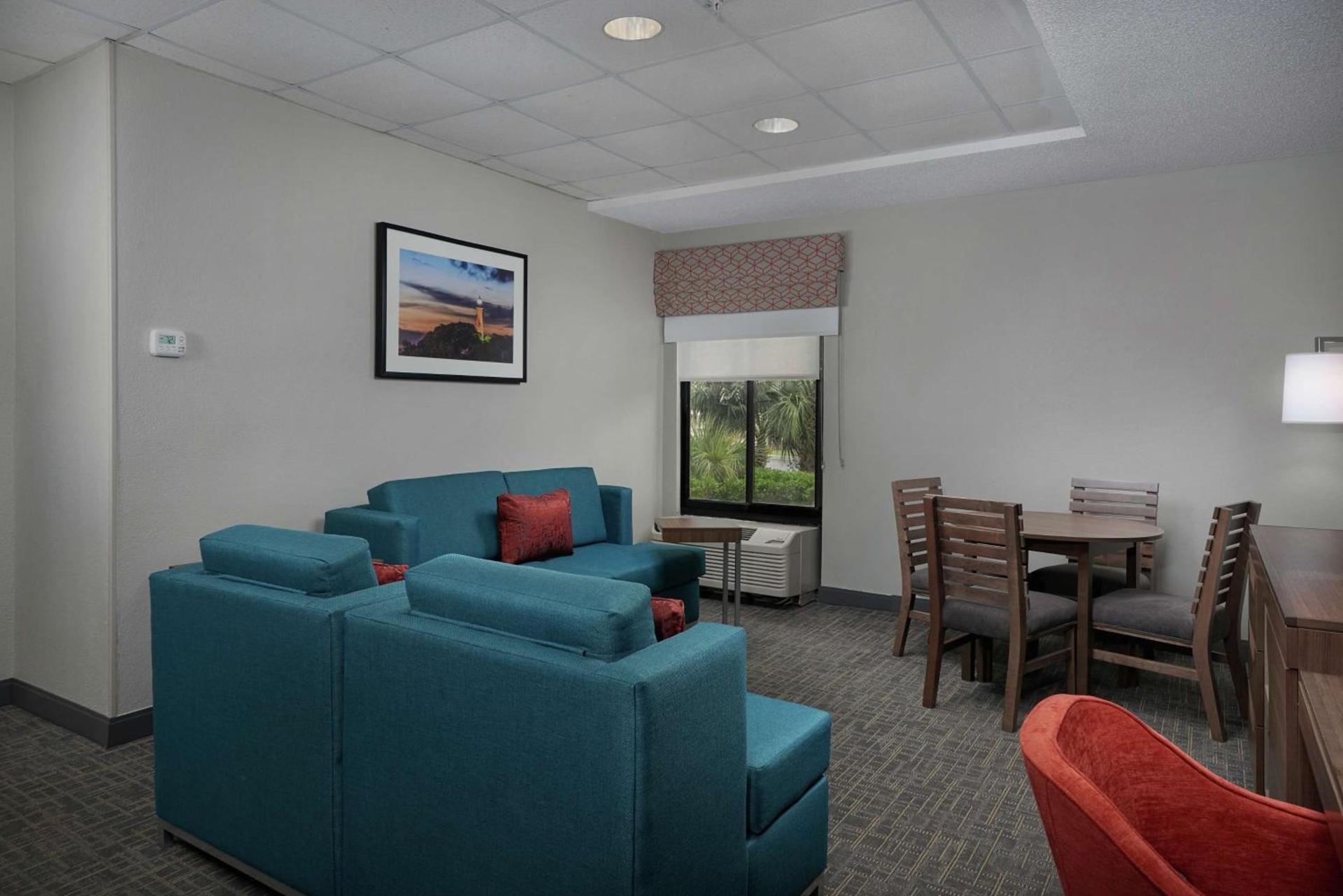 Hampton Inn Juno Beach photo 34
