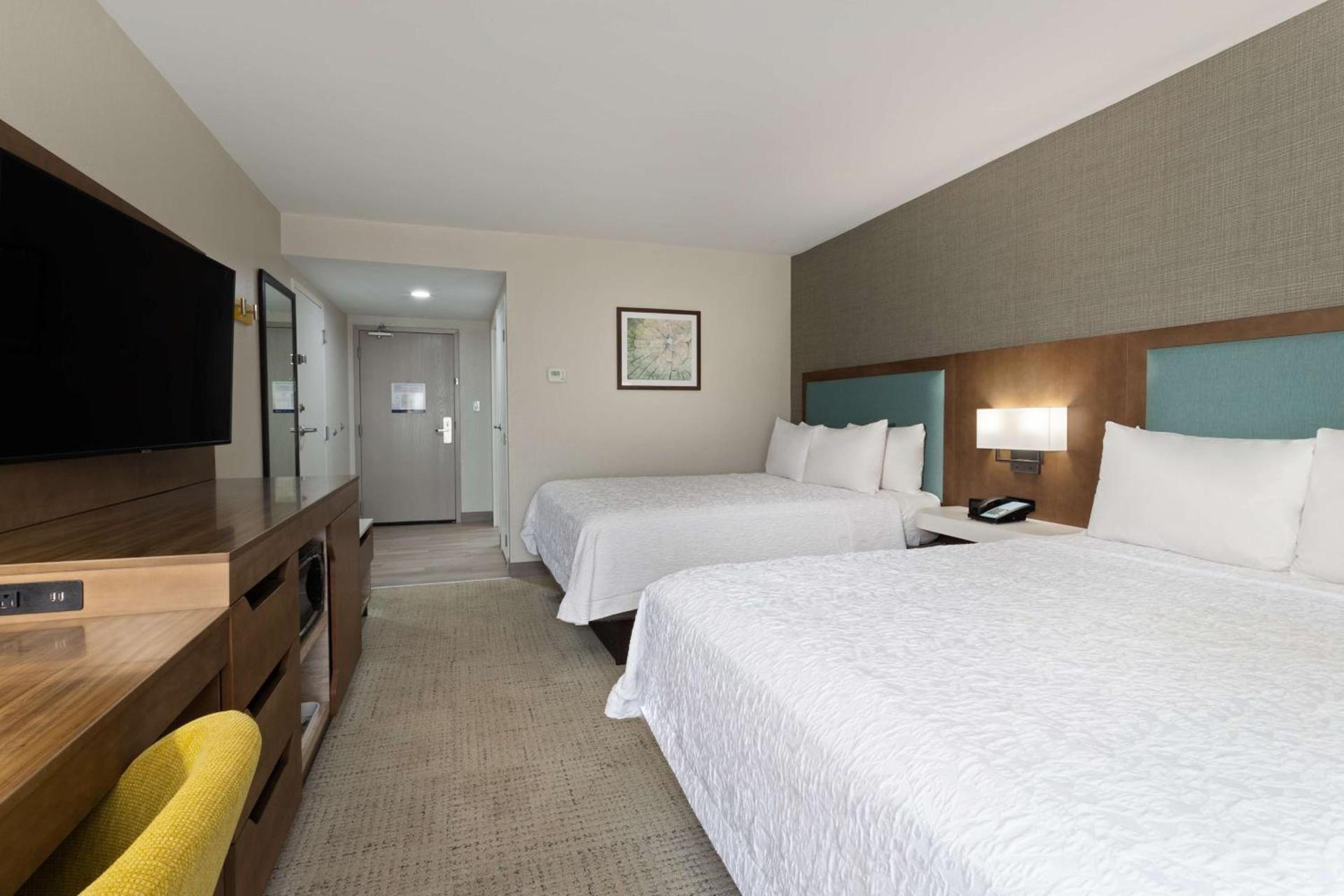 Hampton Inn Perry photo 15