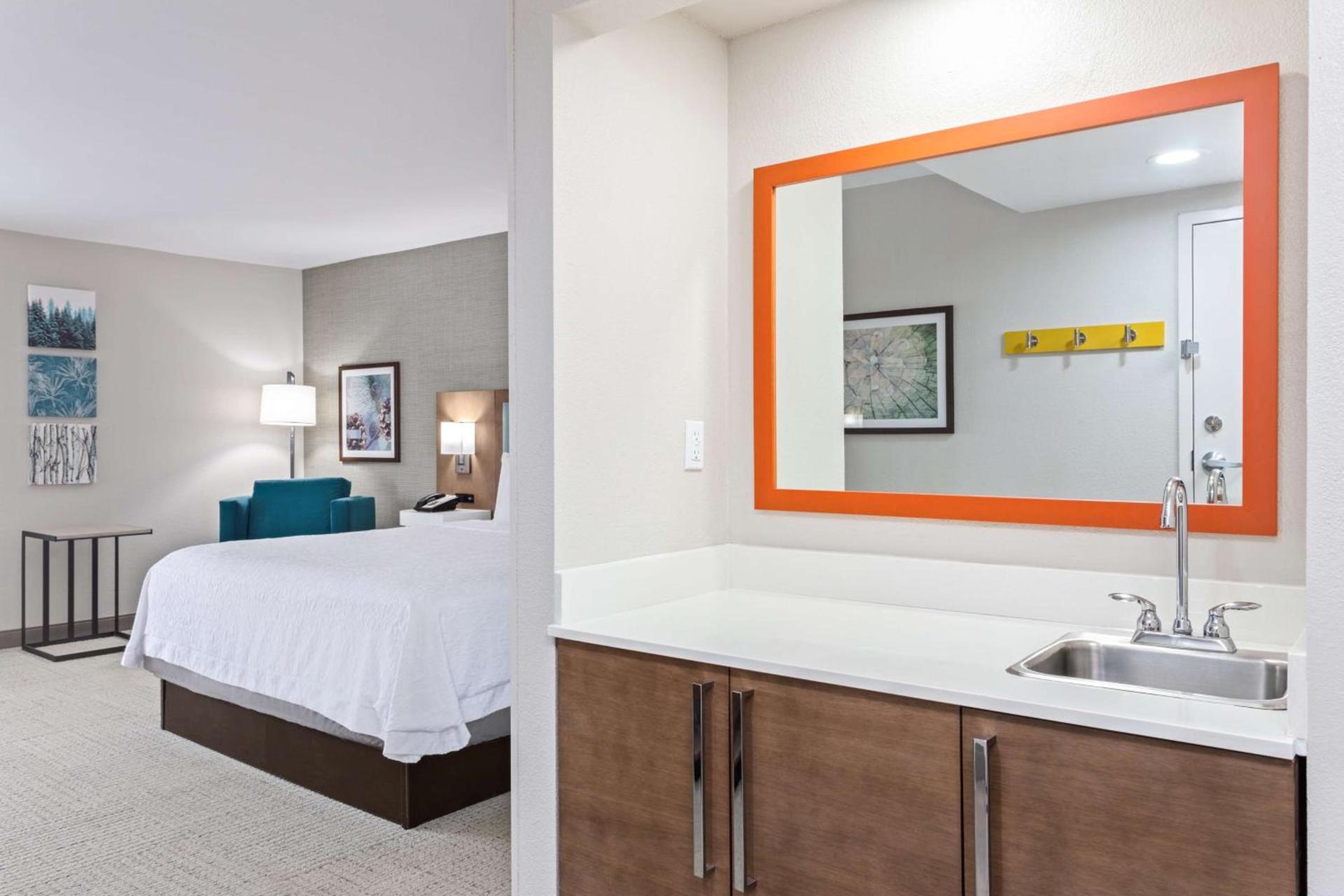 Hampton Inn Perry photo 31