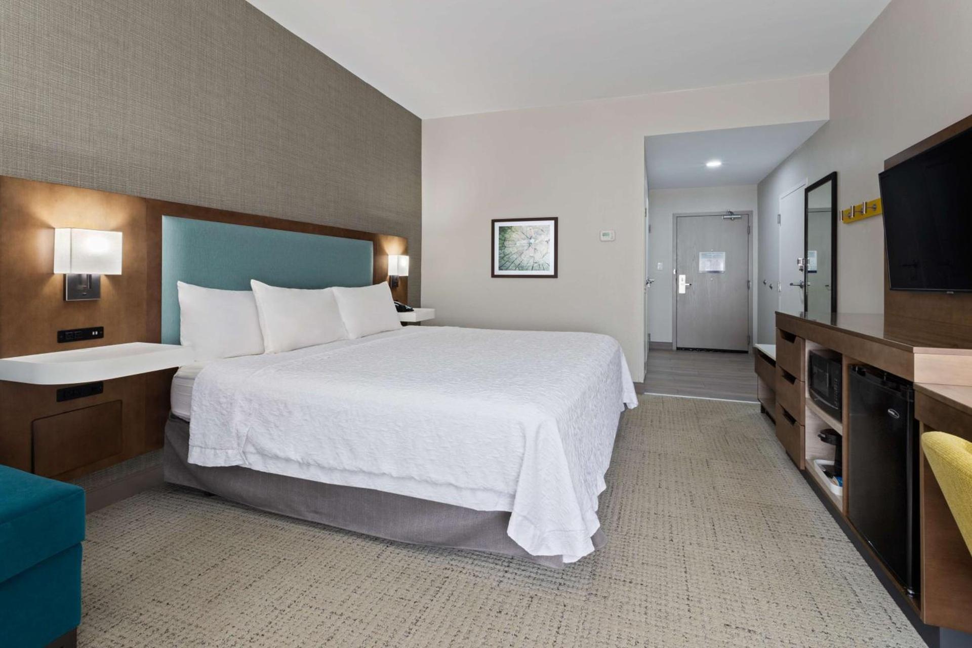 Hampton Inn Perry photo 32