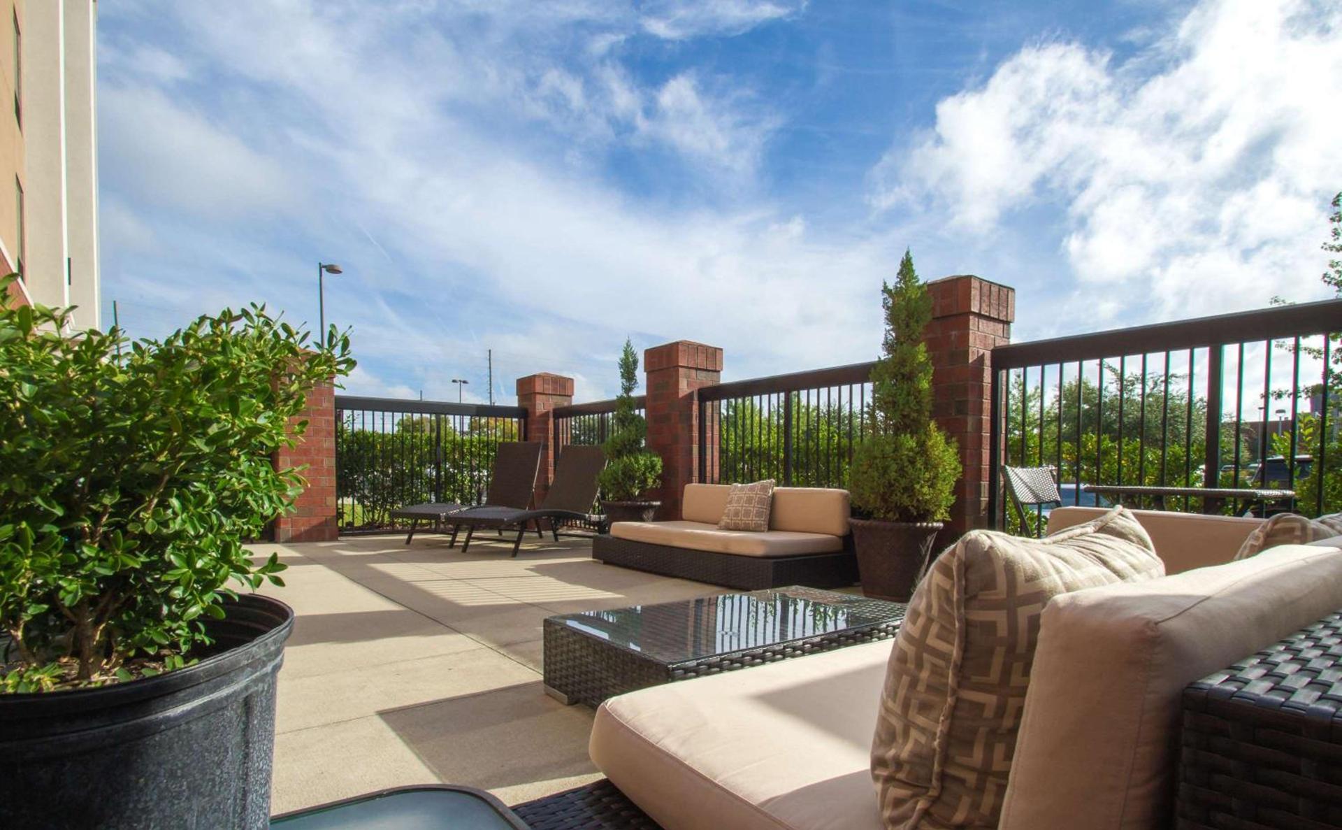 Hampton Inn Greenville photo 2