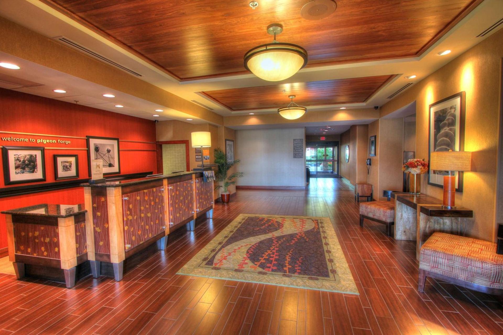 Hampton Inn Pigeon Forge photo 9