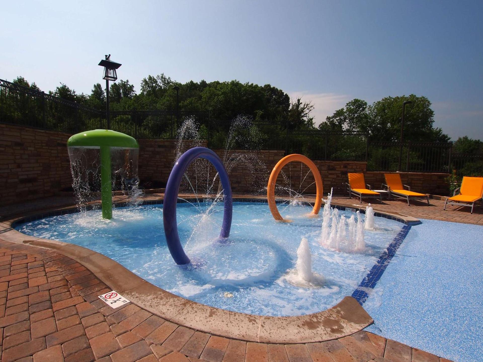 Hampton Inn Pigeon Forge photo 13