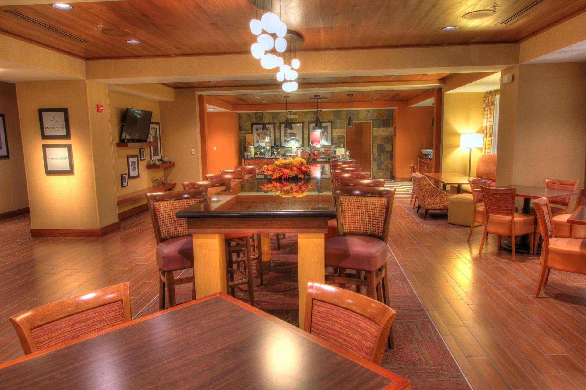 Hampton Inn Pigeon Forge photo 16